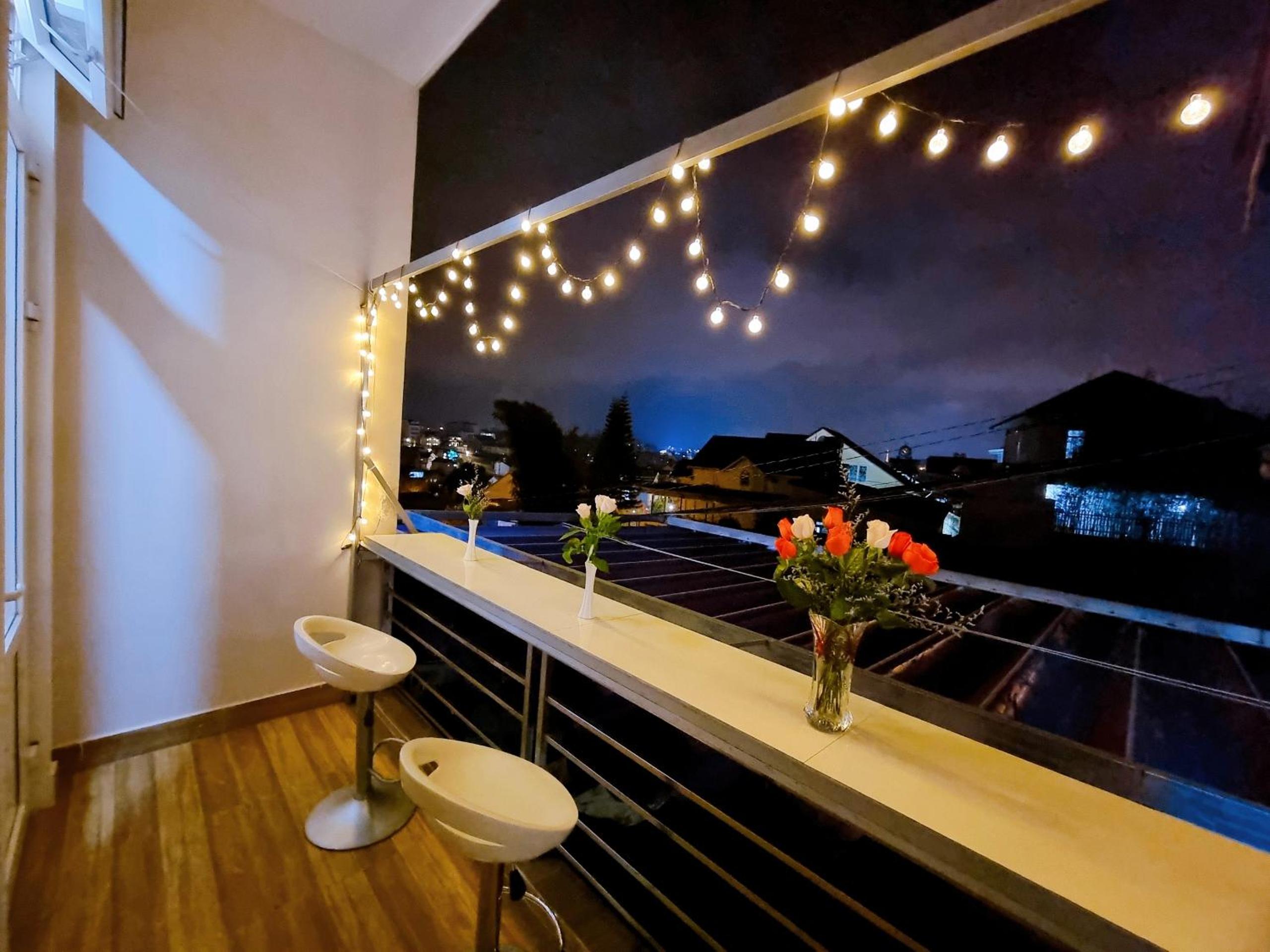 balcony