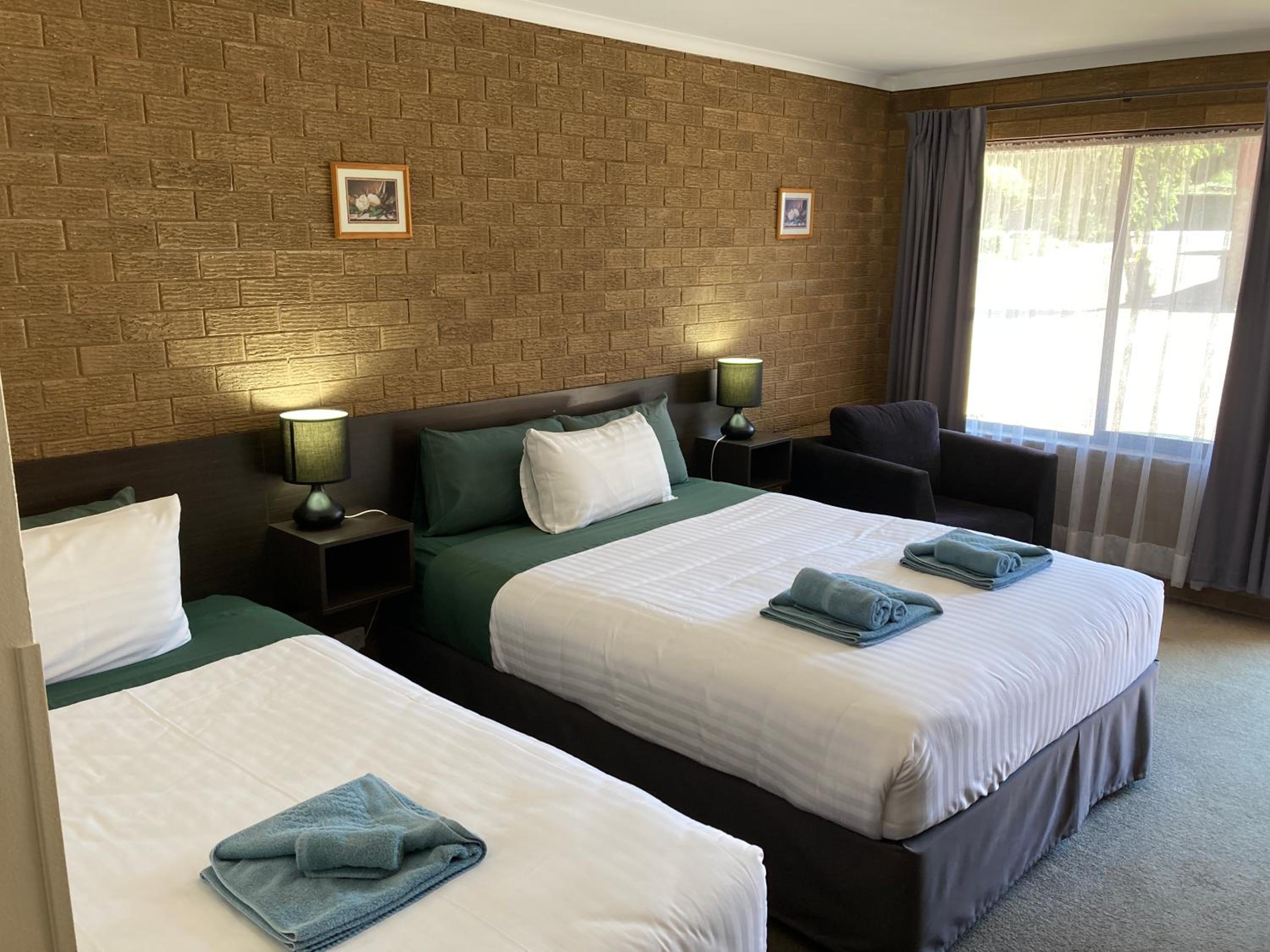 Camellia Motel