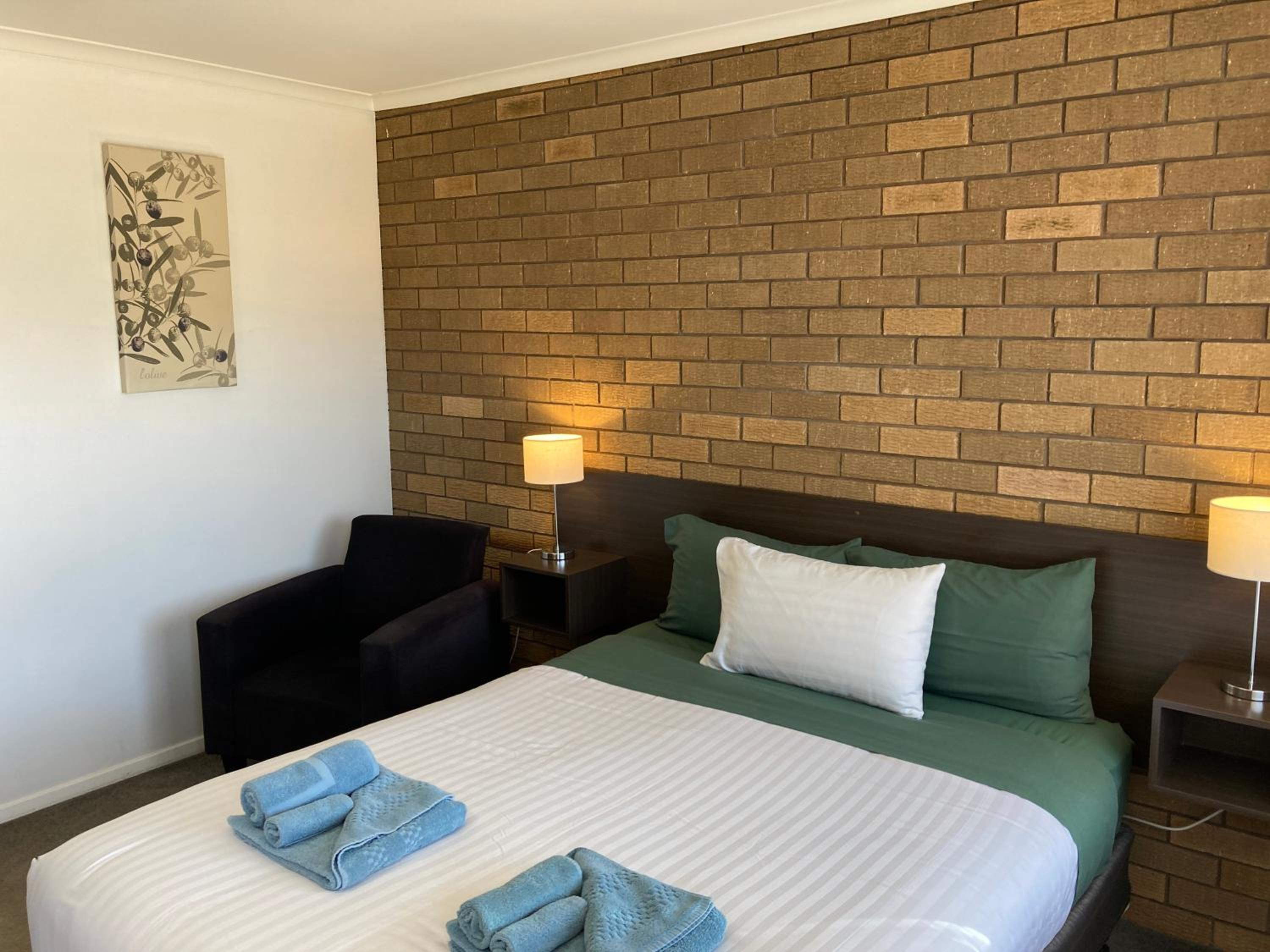 Camellia Motel
