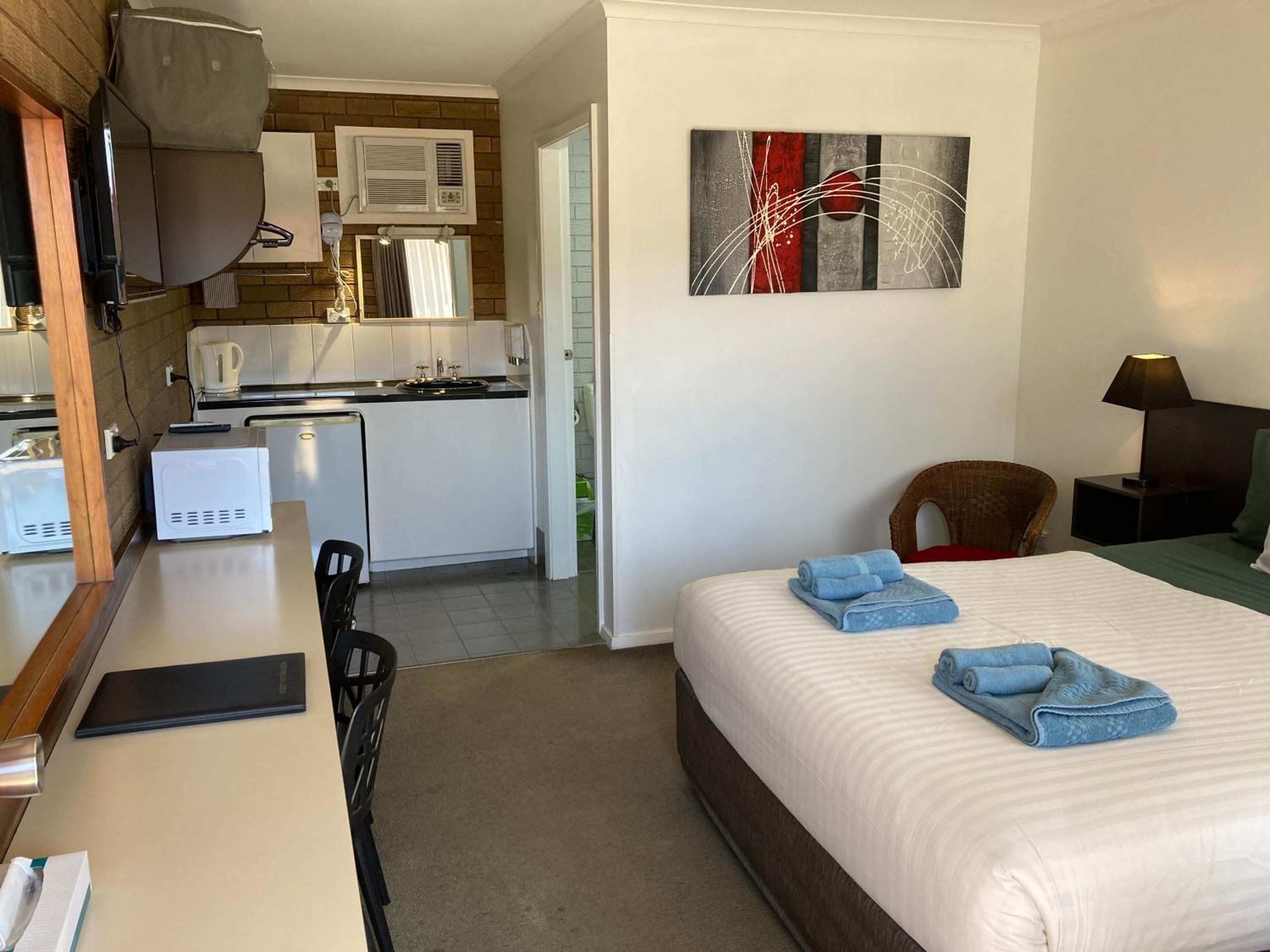 Camellia Motel