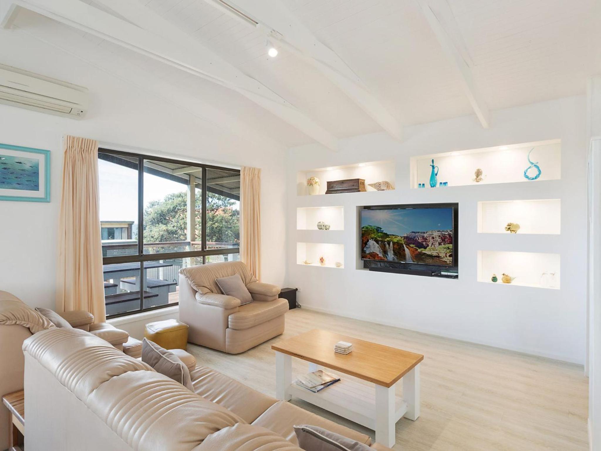 Kianga Parade Beach House
