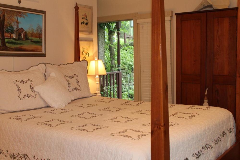 Hidden Springs Bed and Breakfast