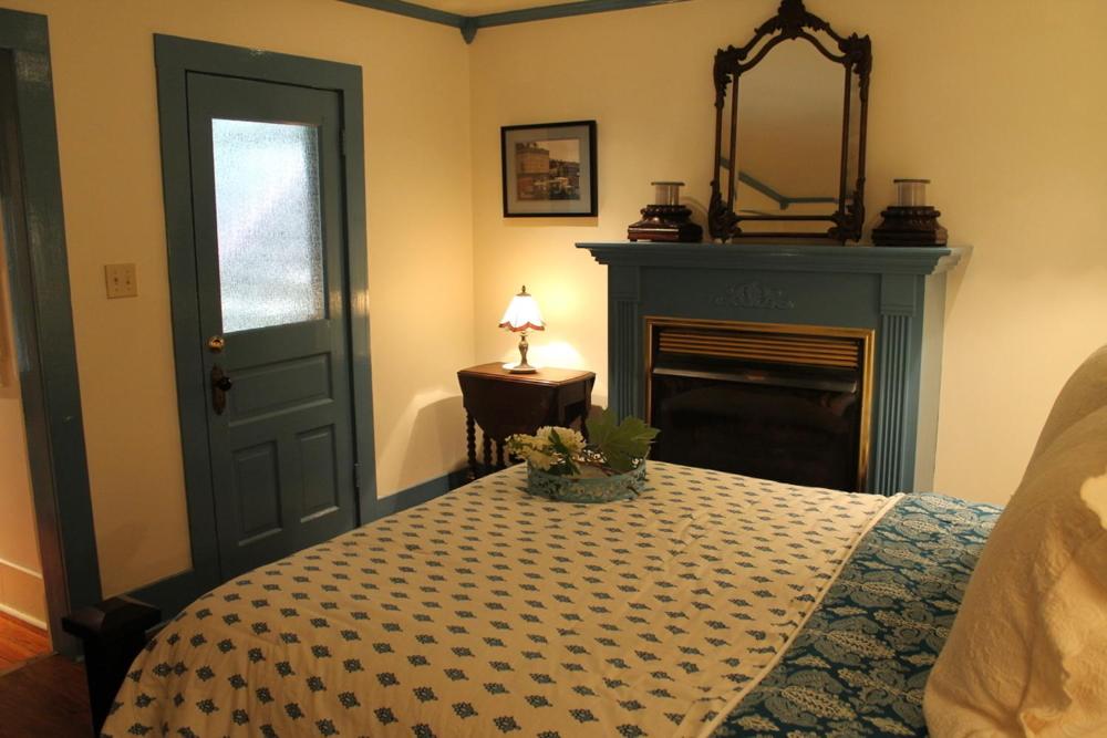 Hidden Springs Bed and Breakfast