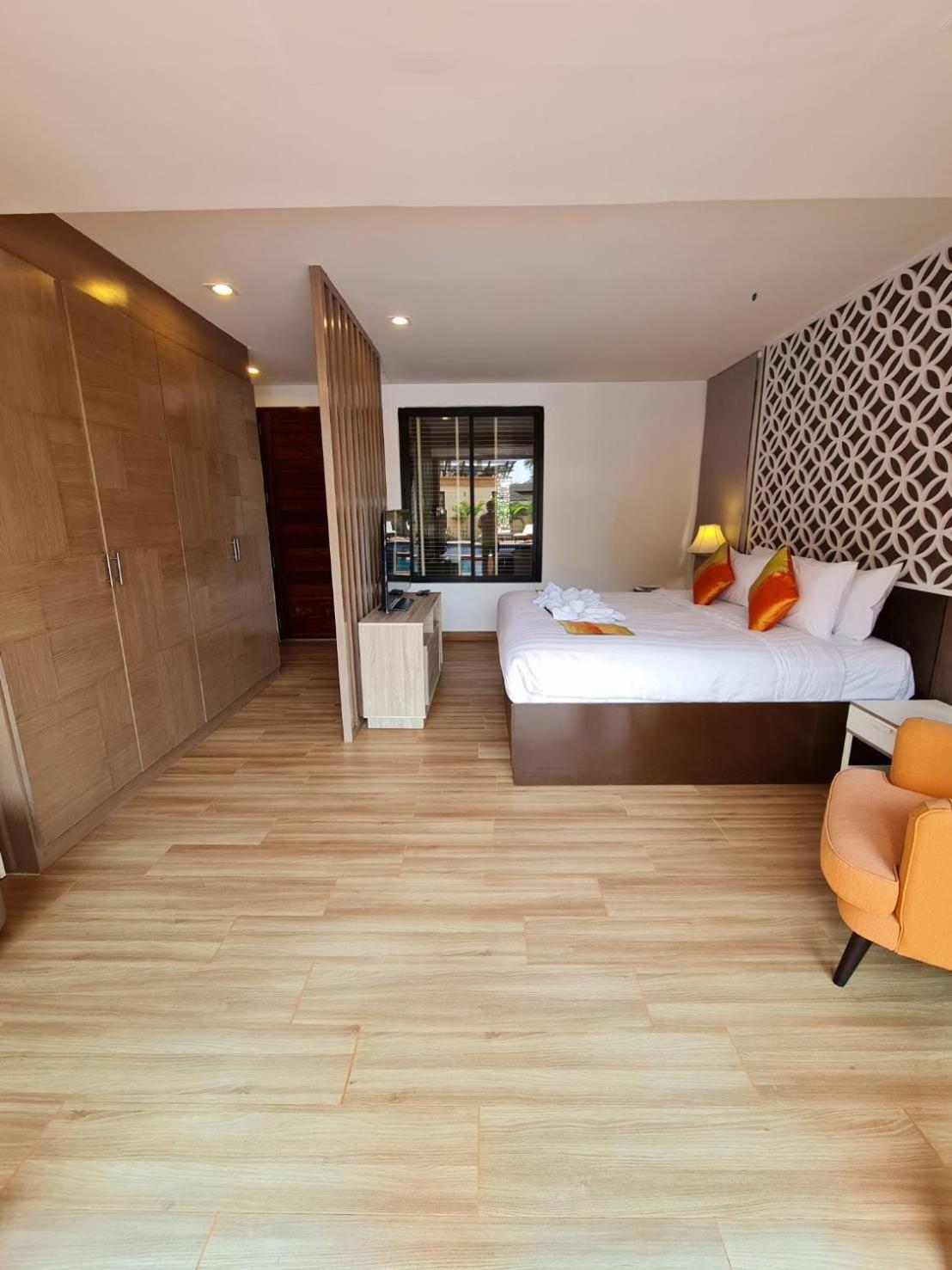 Elegancy Resort Hua Hin