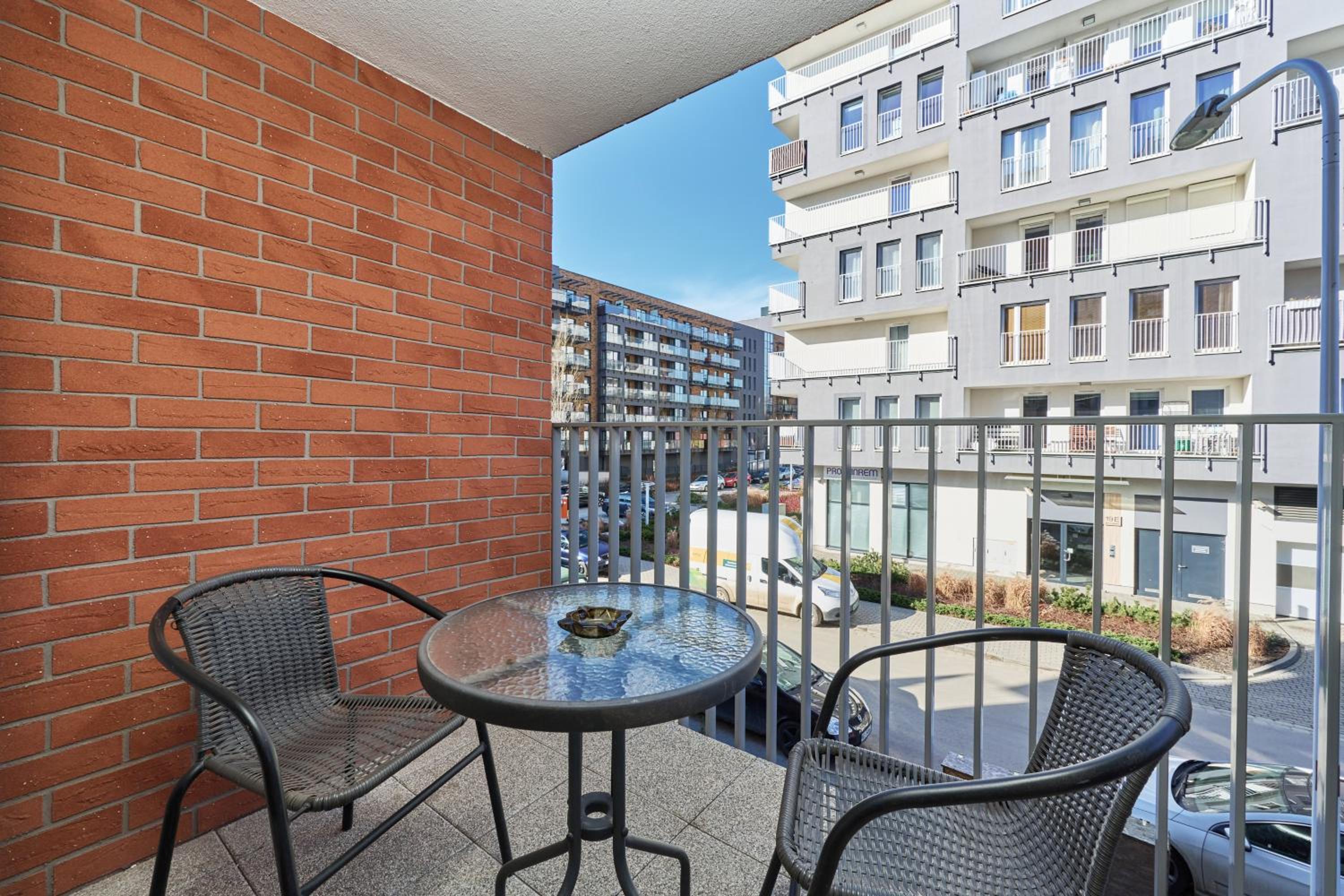 Apartments Dmowskiego Kępa Mieszczańska by Renters view 3