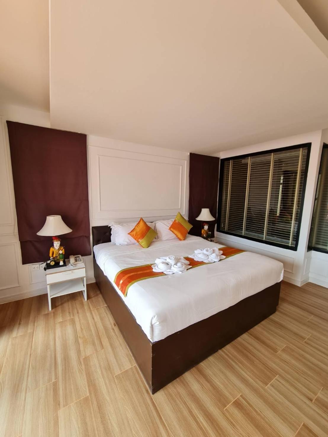 Elegancy Resort Hua Hin