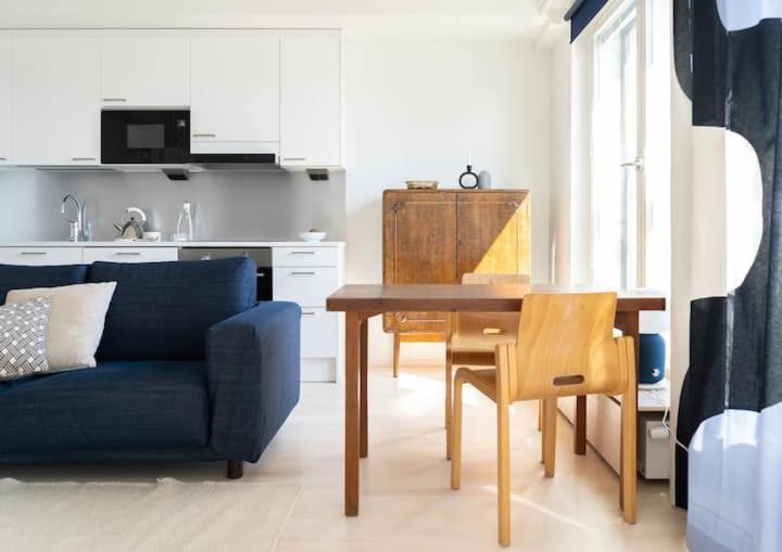 Stylish new 1br apt in Aurinkolahti view 4