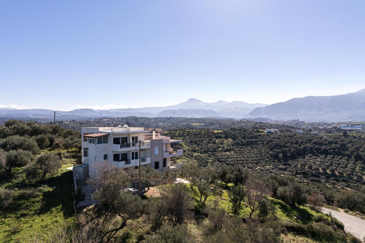 Vourvahis Seaview Apartments view 5