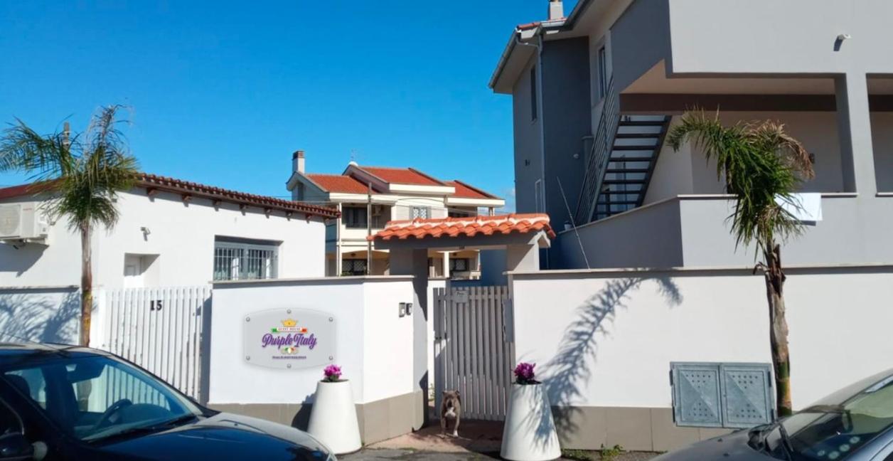 B&B Purple Italy view 4