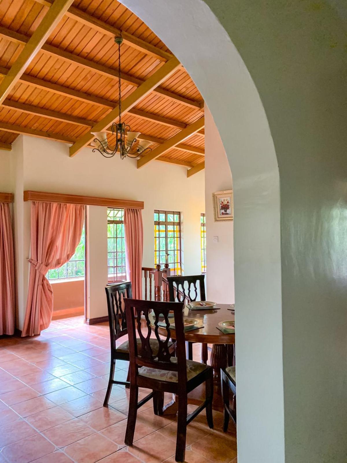 Oilepo Cottage