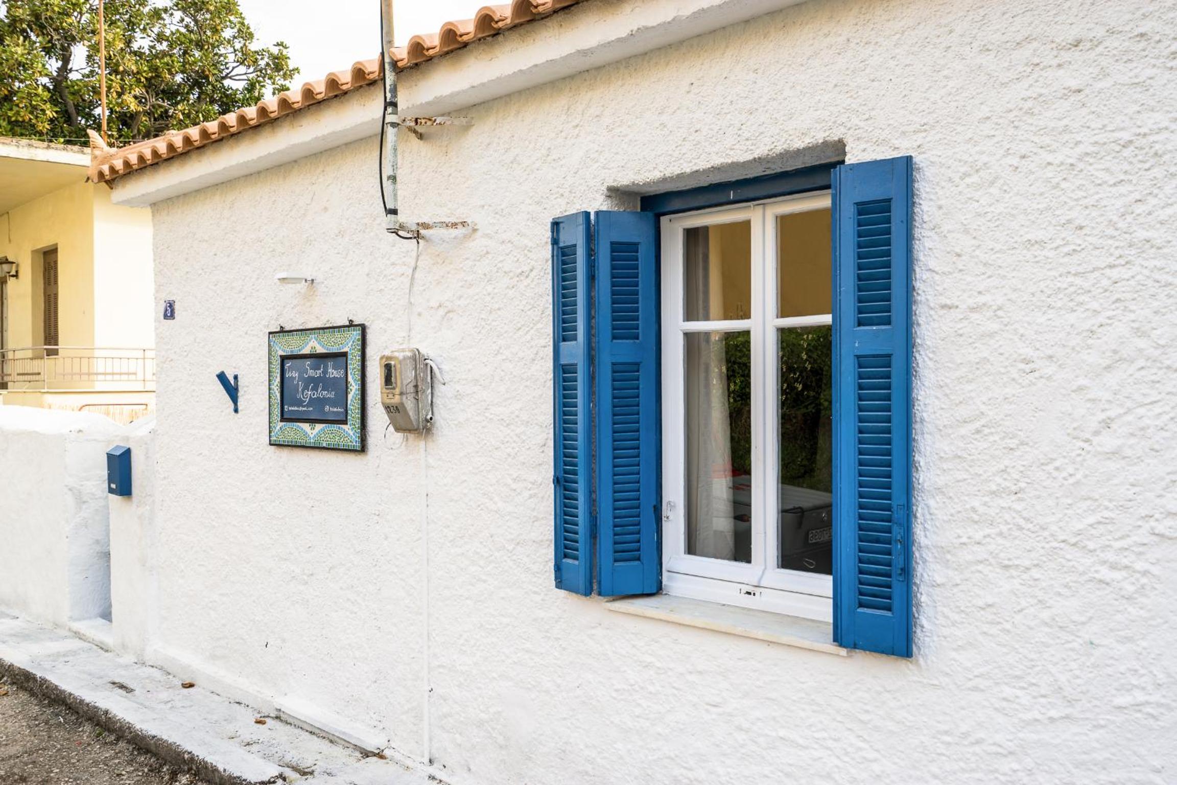 Tiny Smart House Kefalonia view 4