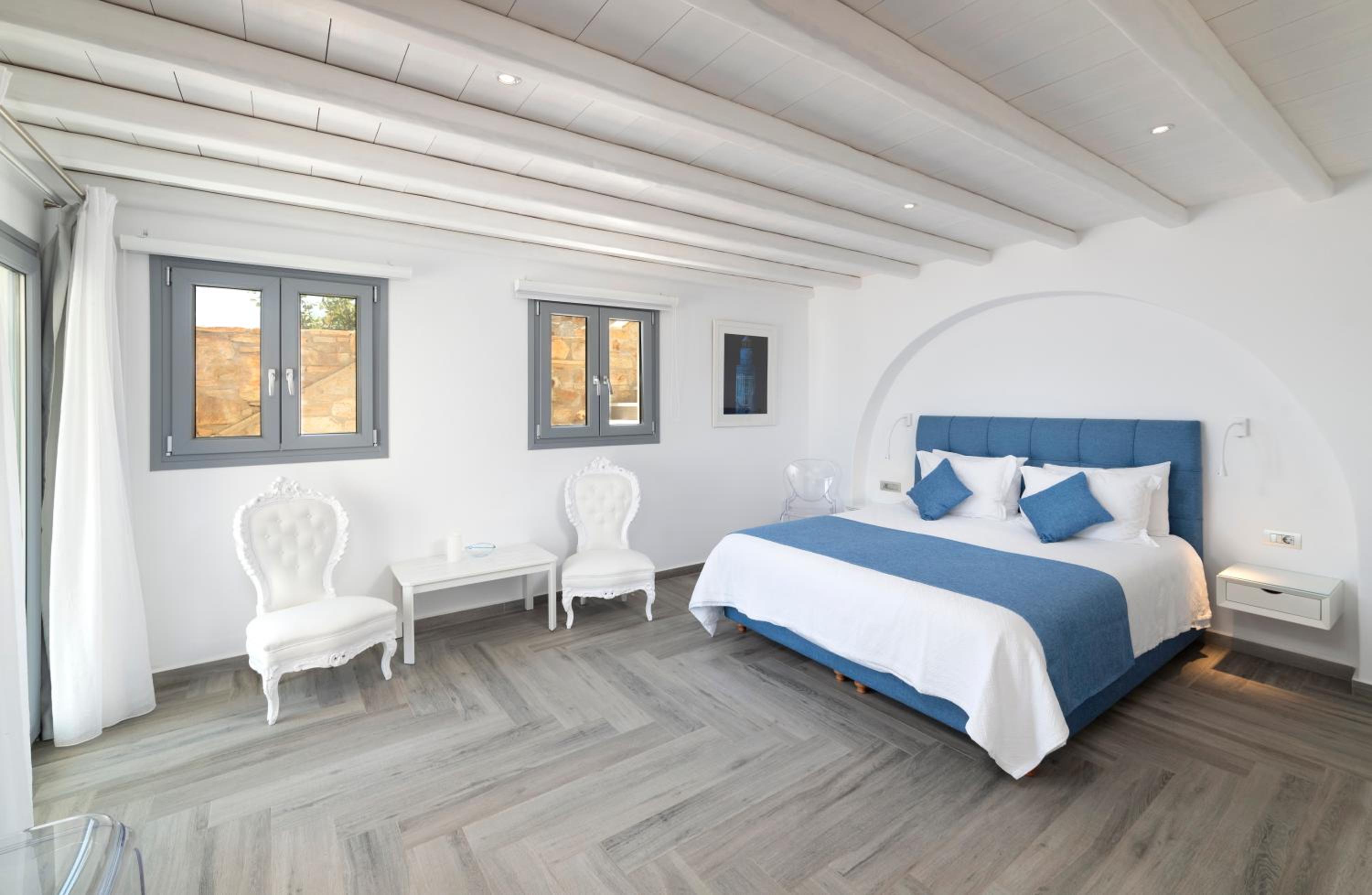 Naxos Rock Villas