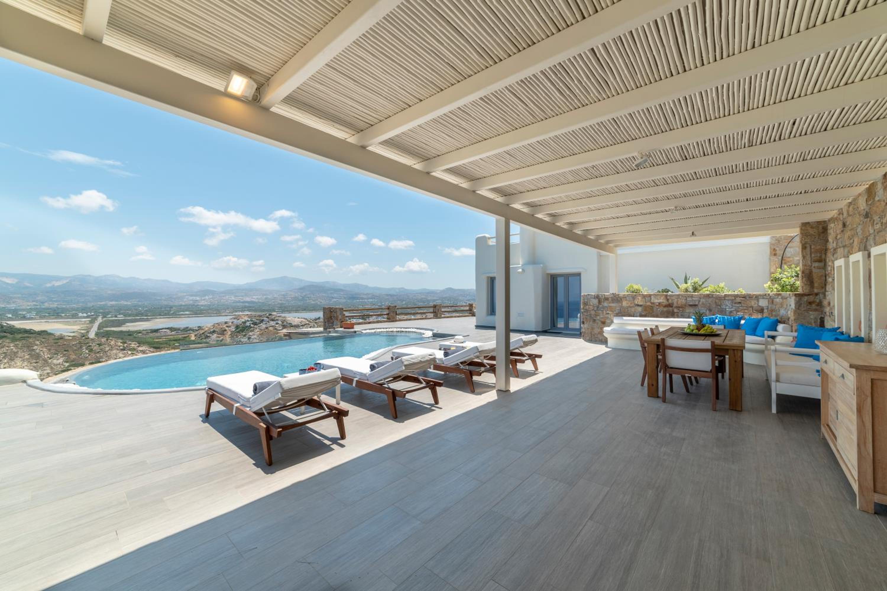 Naxos Rock Villas