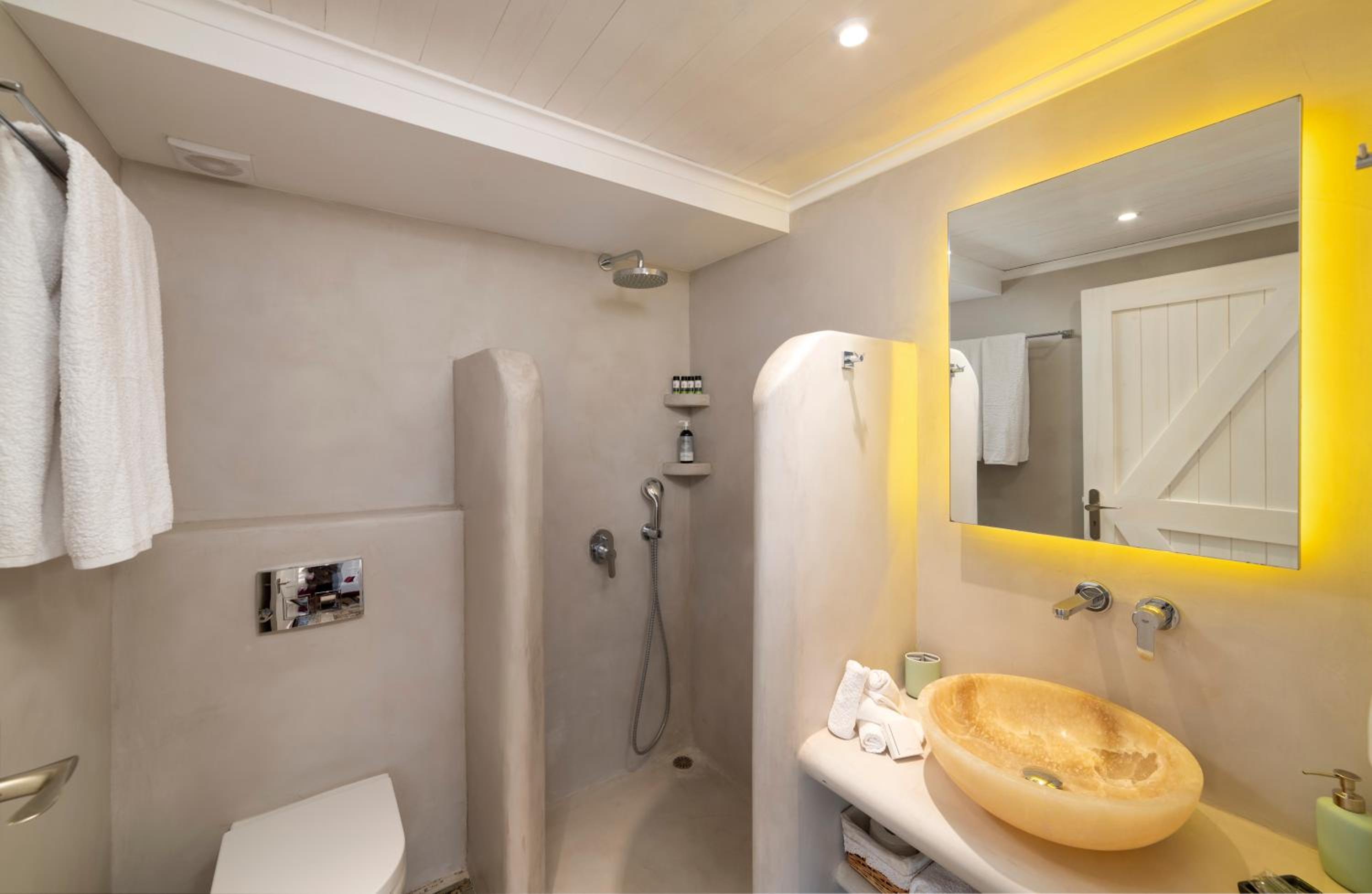 Naxos Rock Villas