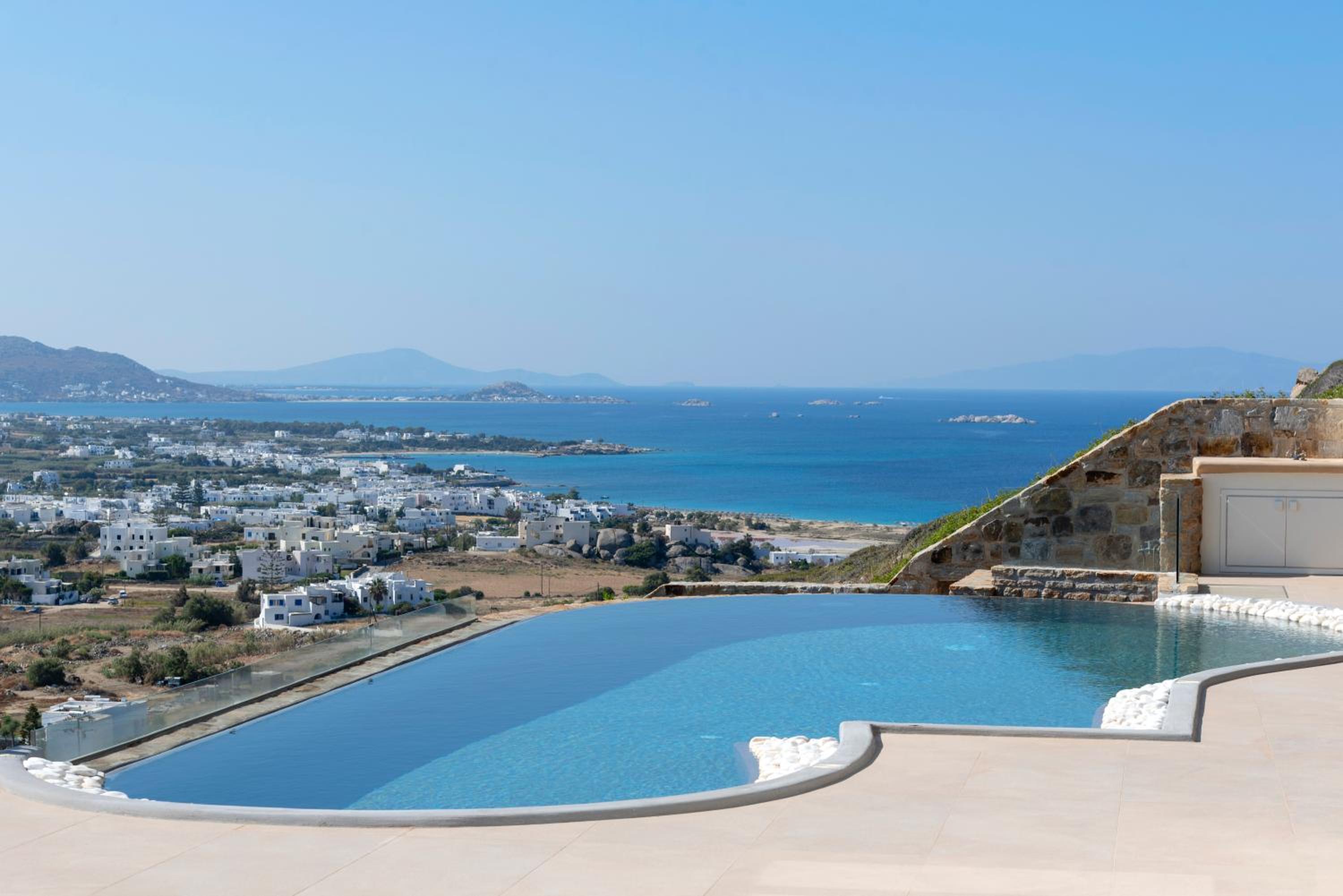 Naxos Rock Villas