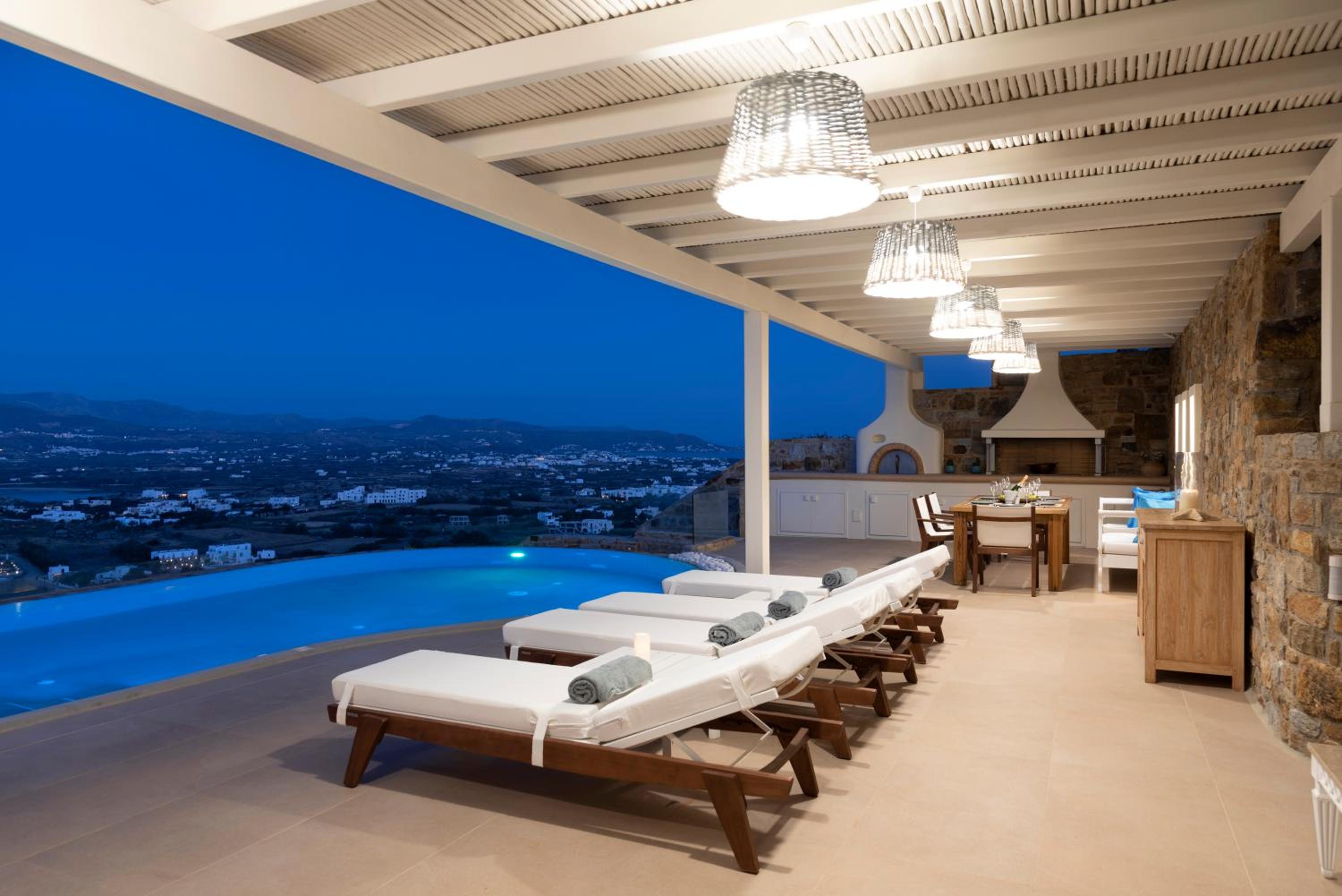 Naxos Rock Villas