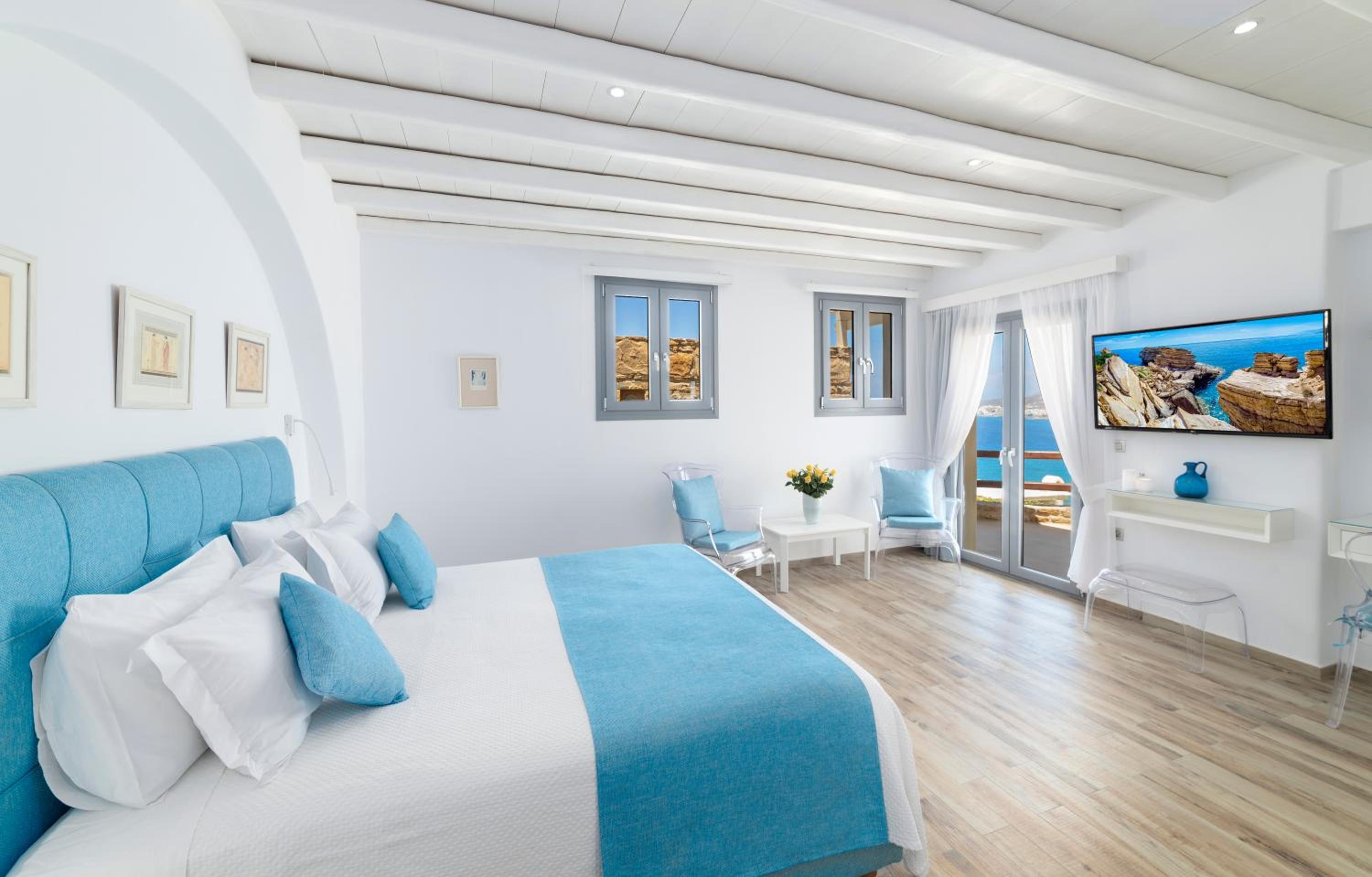 Naxos Rock Villas