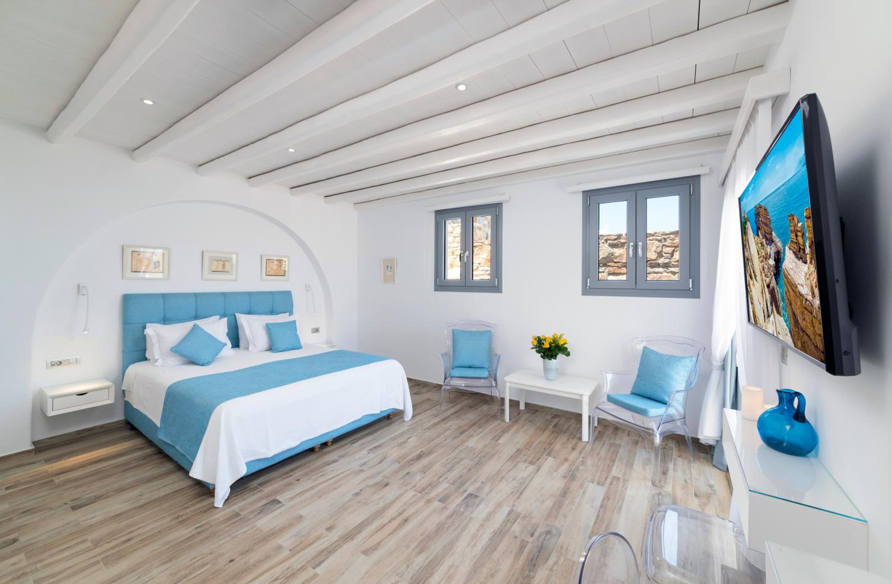 Naxos Rock Villas