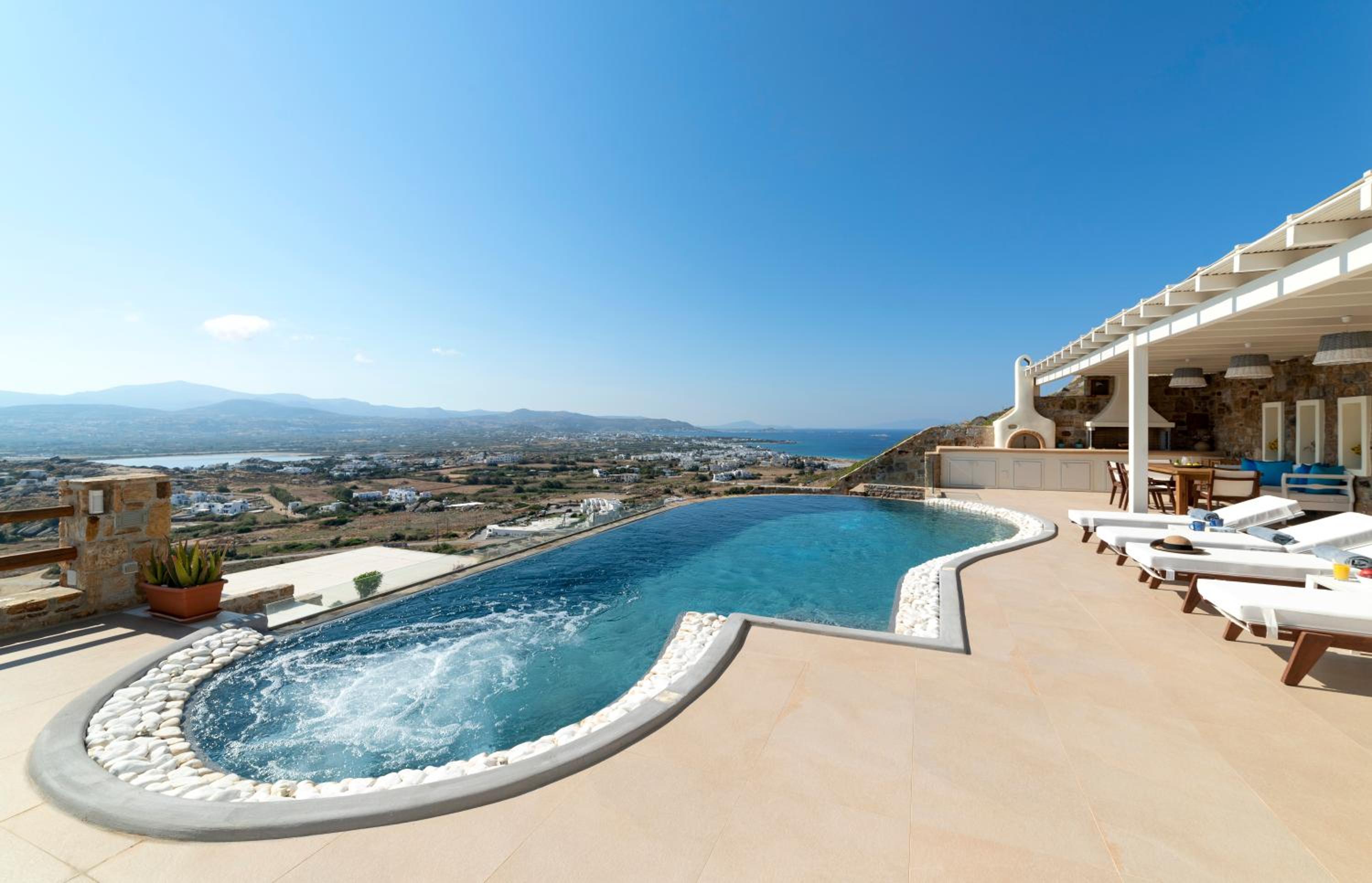 Naxos Rock Villas