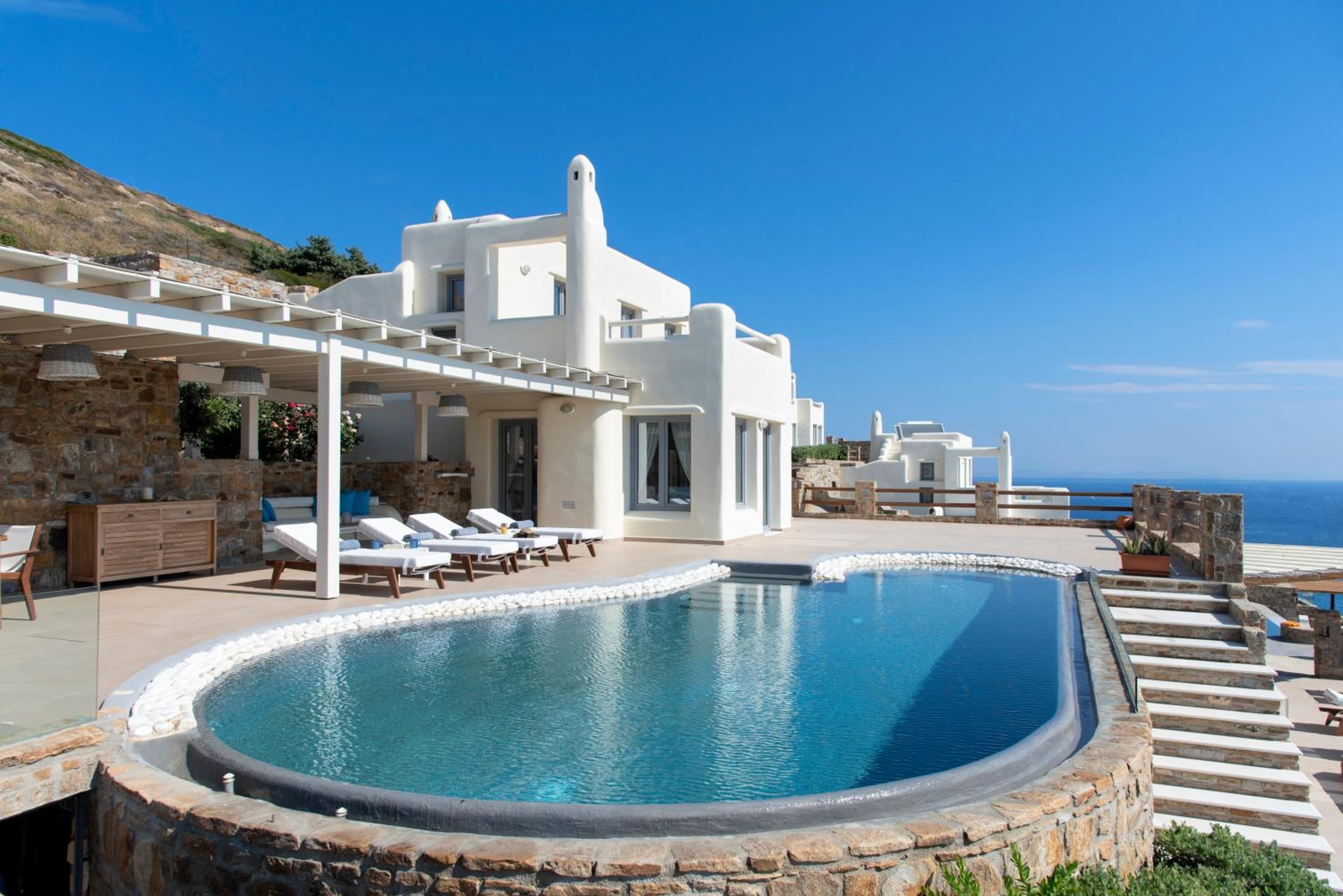 Naxos Rock Villas
