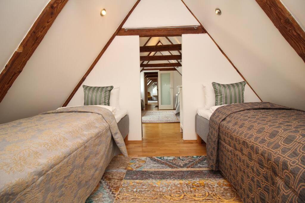 Tallinn Vacations - Tallinn City Apartments 2 bedroom 2 bathroom luxury property with balcony in Old Town - Property Image 5