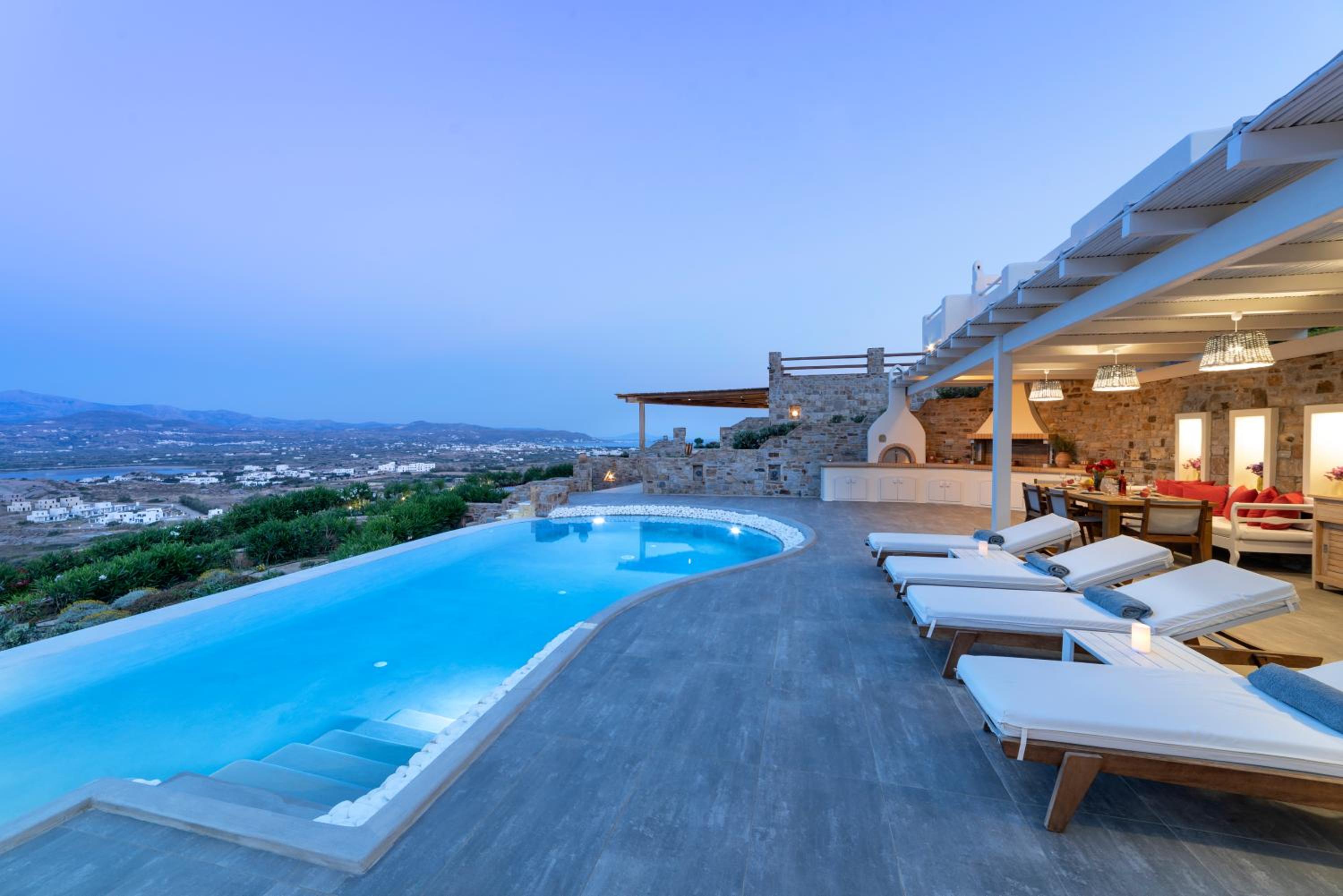 Naxos Rock Villas