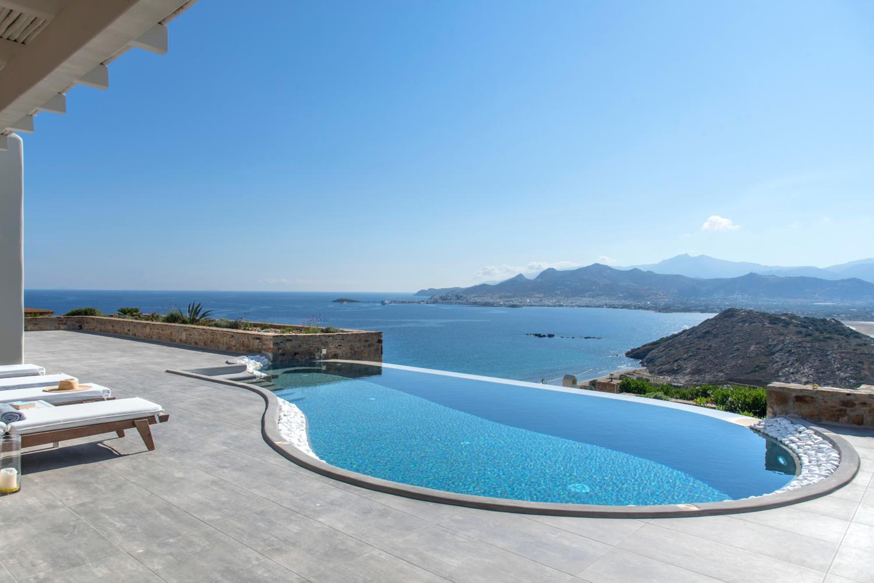 Naxos Rock Villas