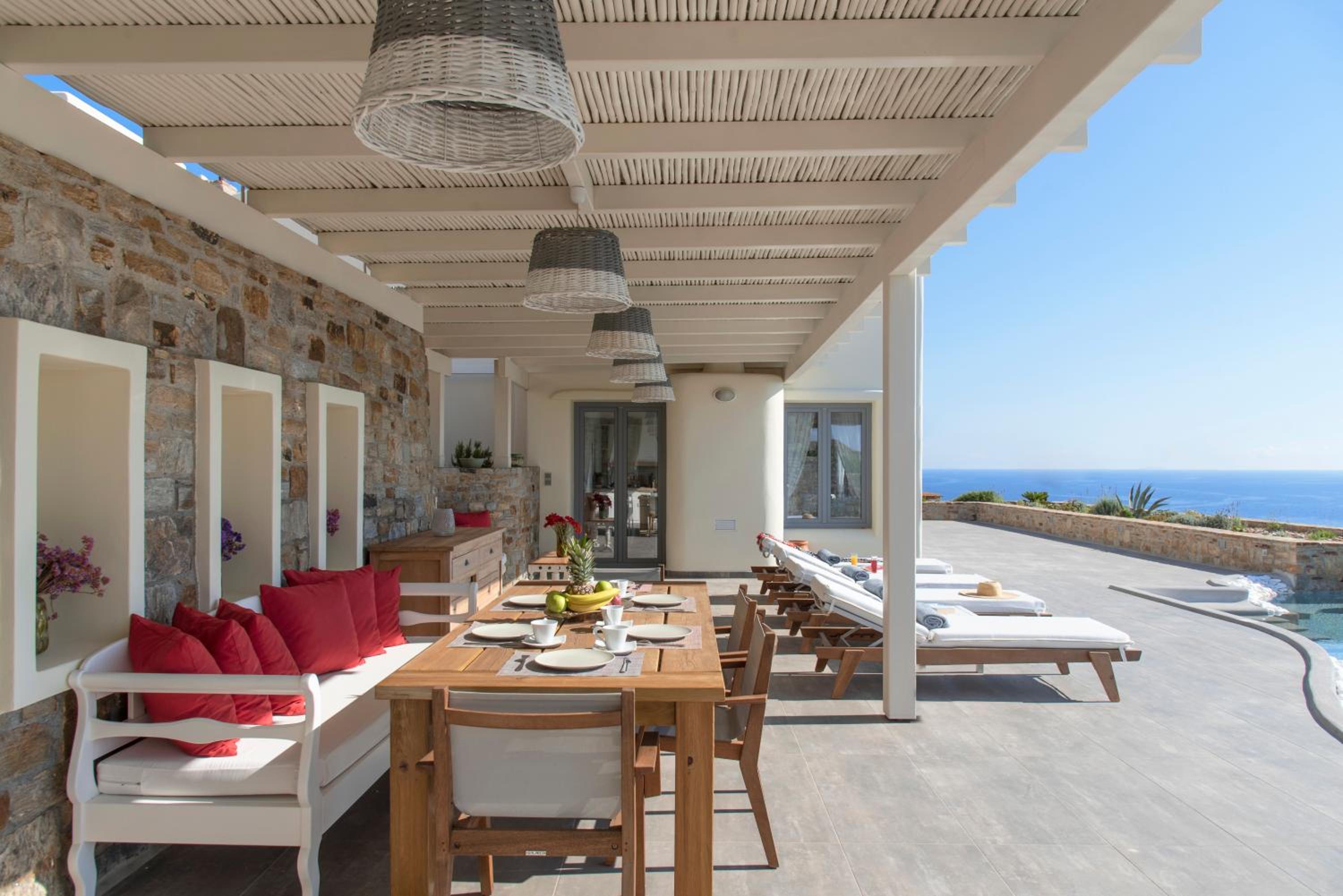 Naxos Rock Villas