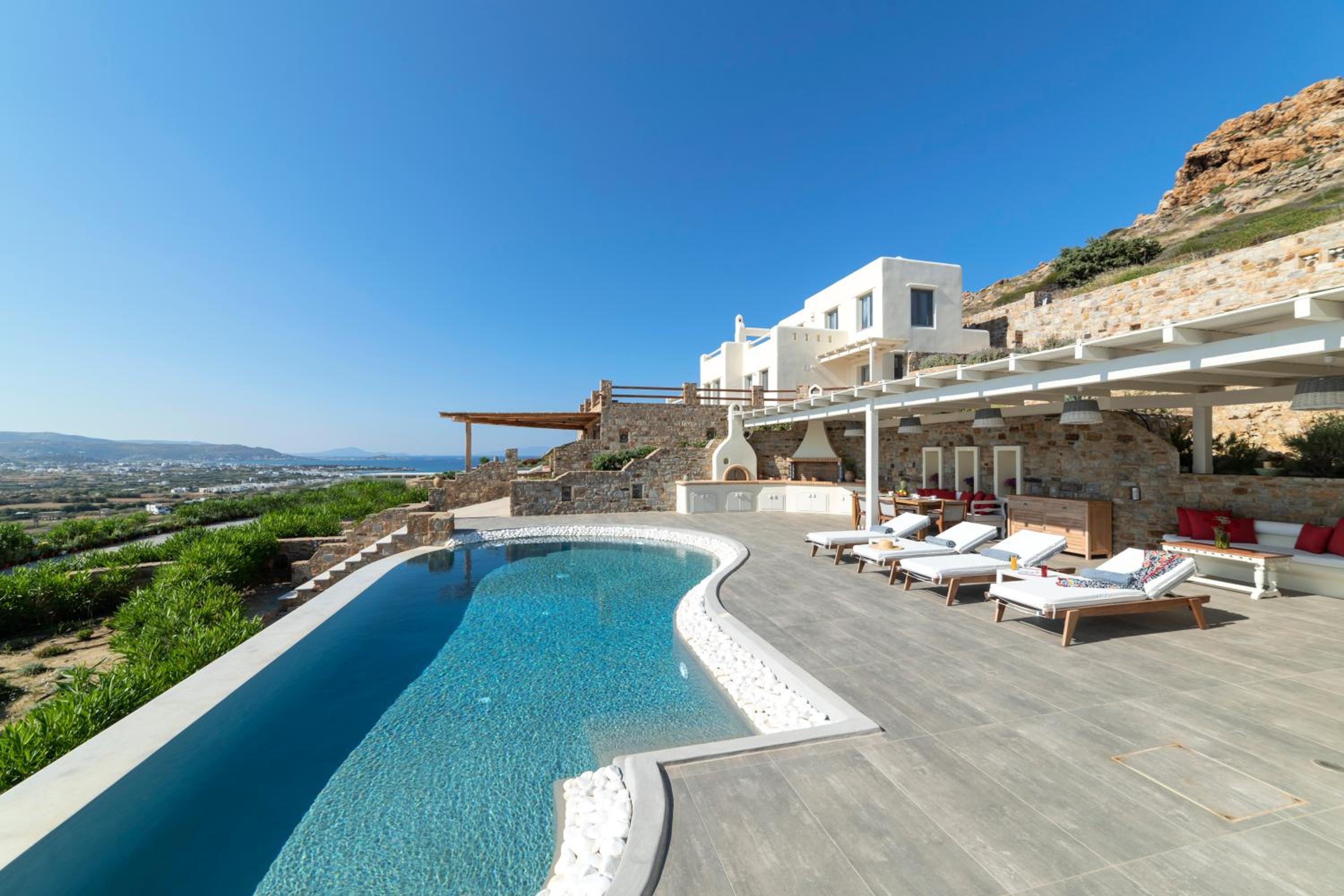Naxos Rock Villas