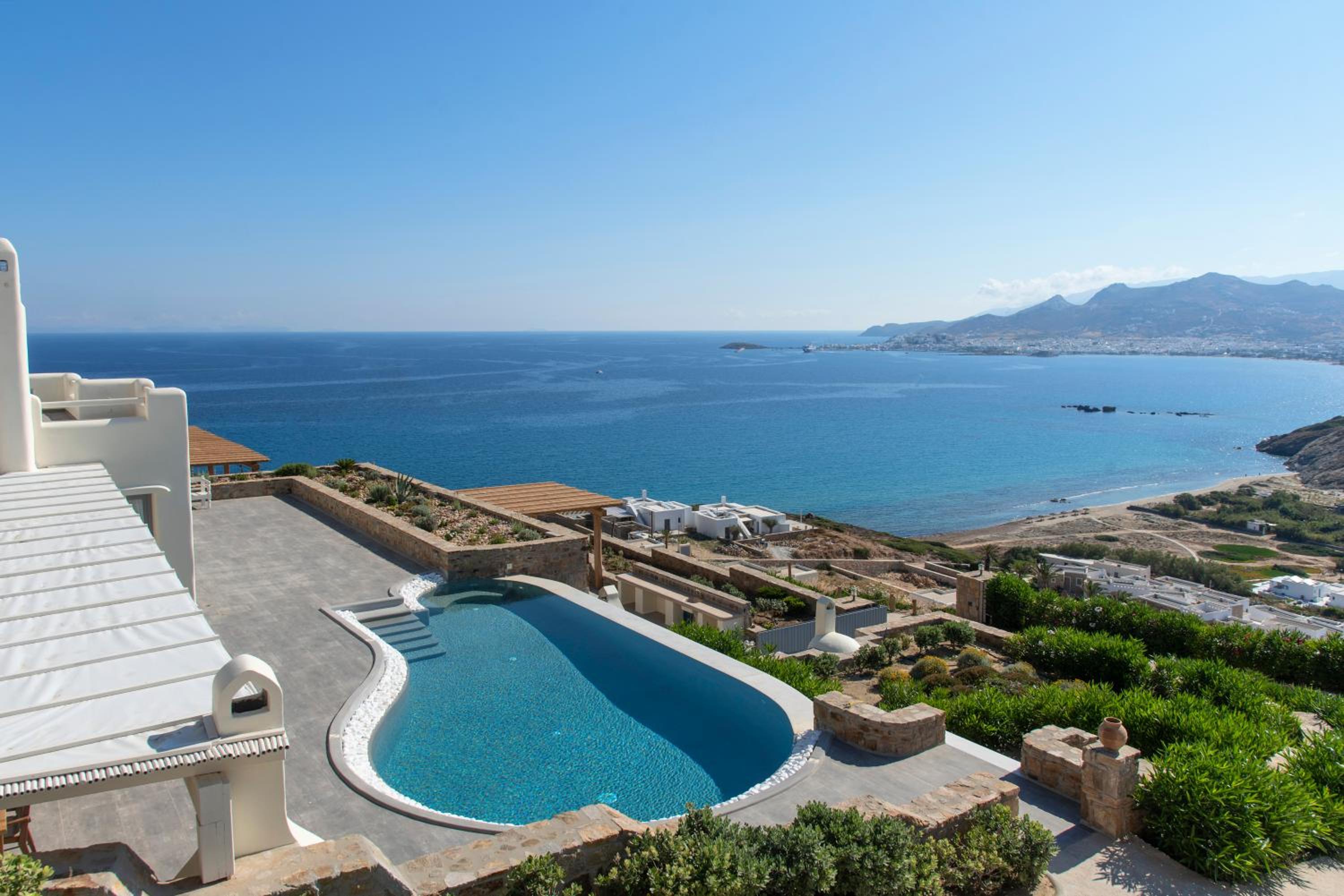 Naxos Rock Villas