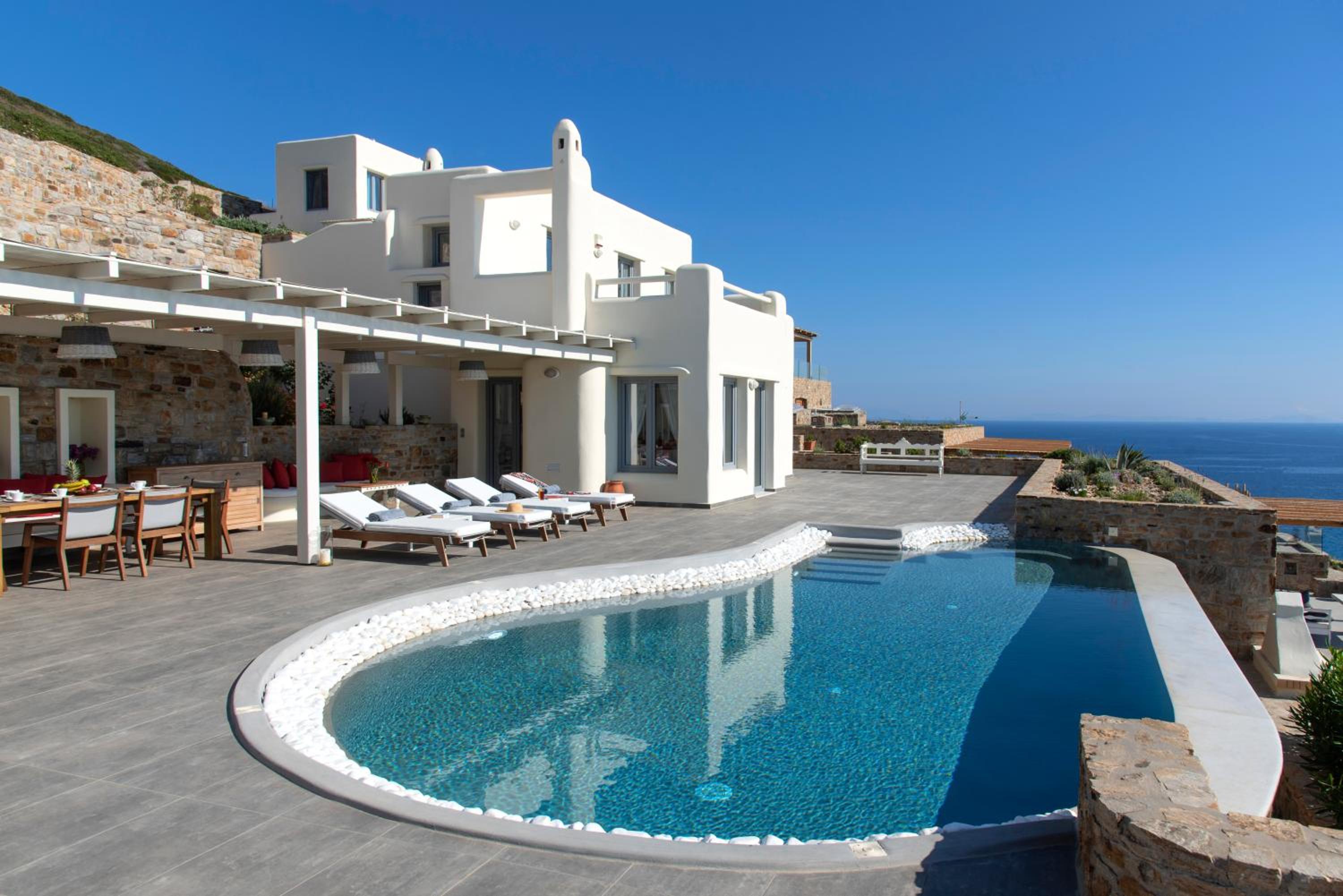 Naxos Rock Villas