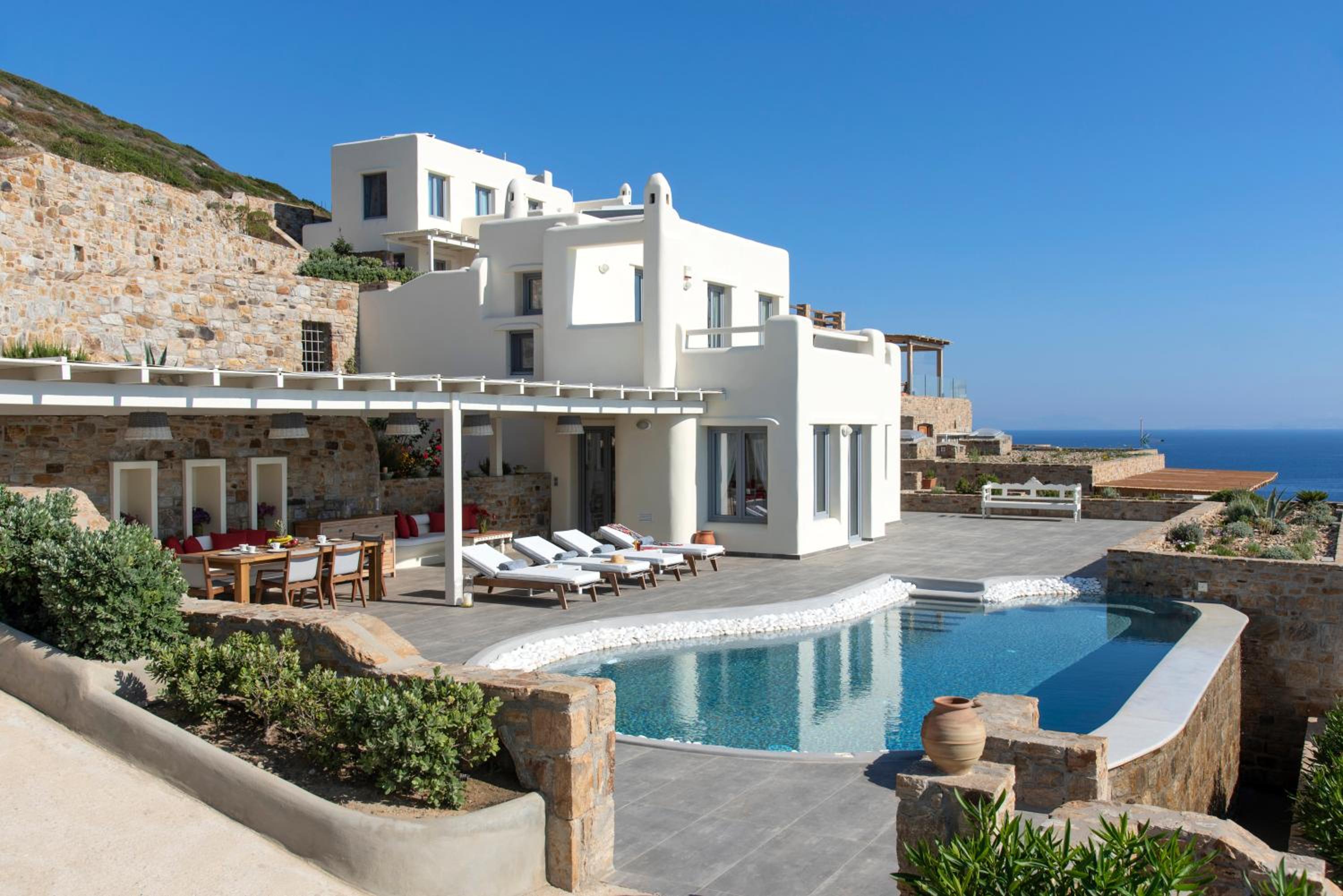 Naxos Rock Villas