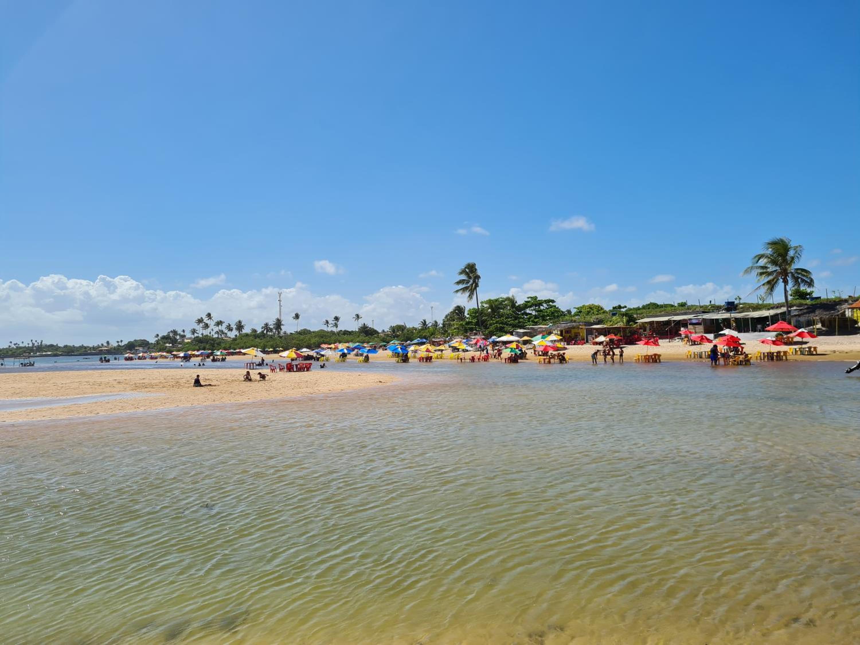 Casa 4 quartos no Condomínio parque de Jacuipe com acesso a praia e ao rio jacuipe