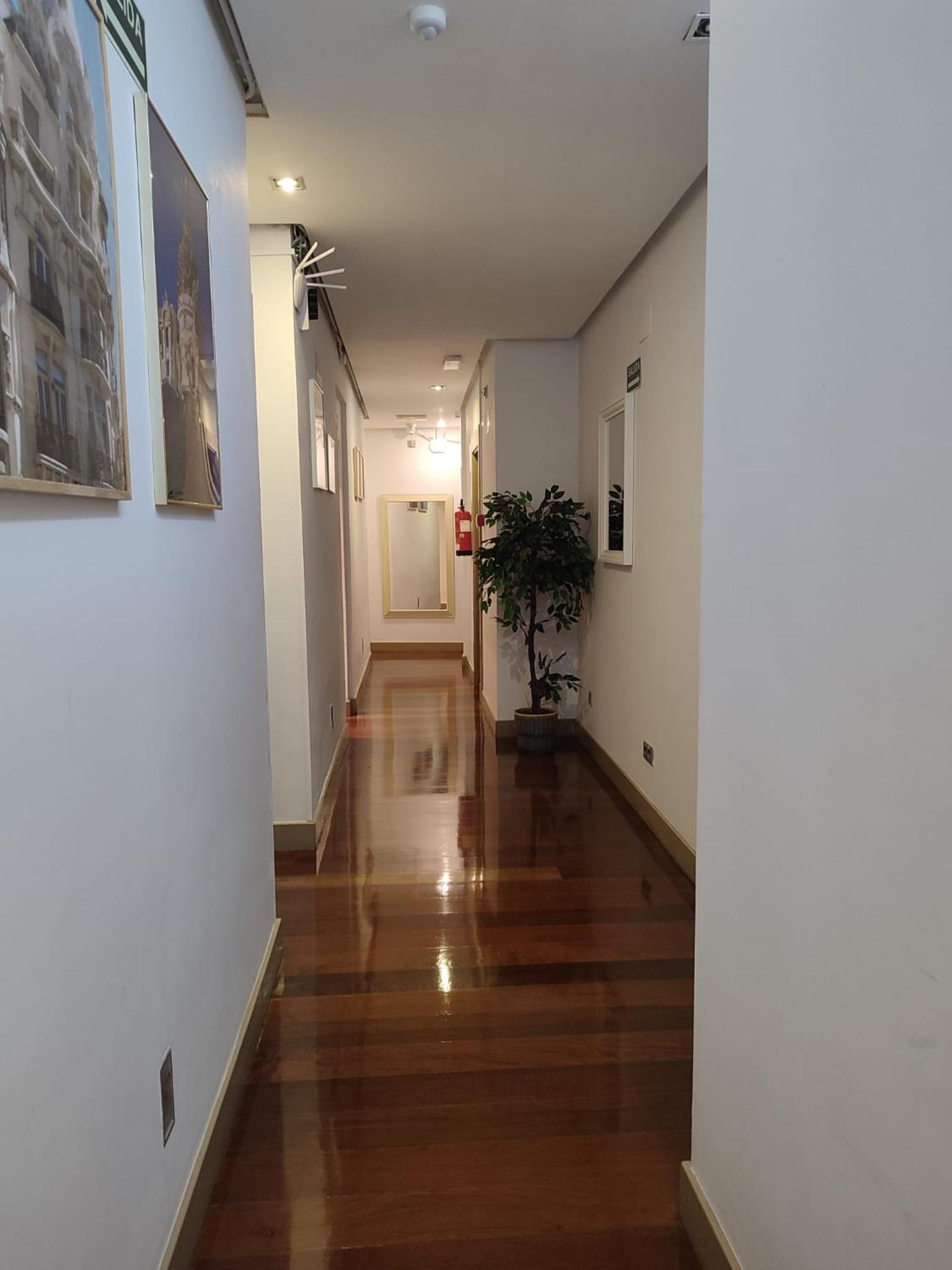 Madrid House Rooms view 2