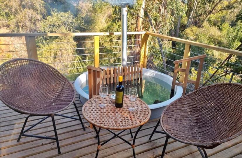 cabaña con tinaja en viña narbona wines