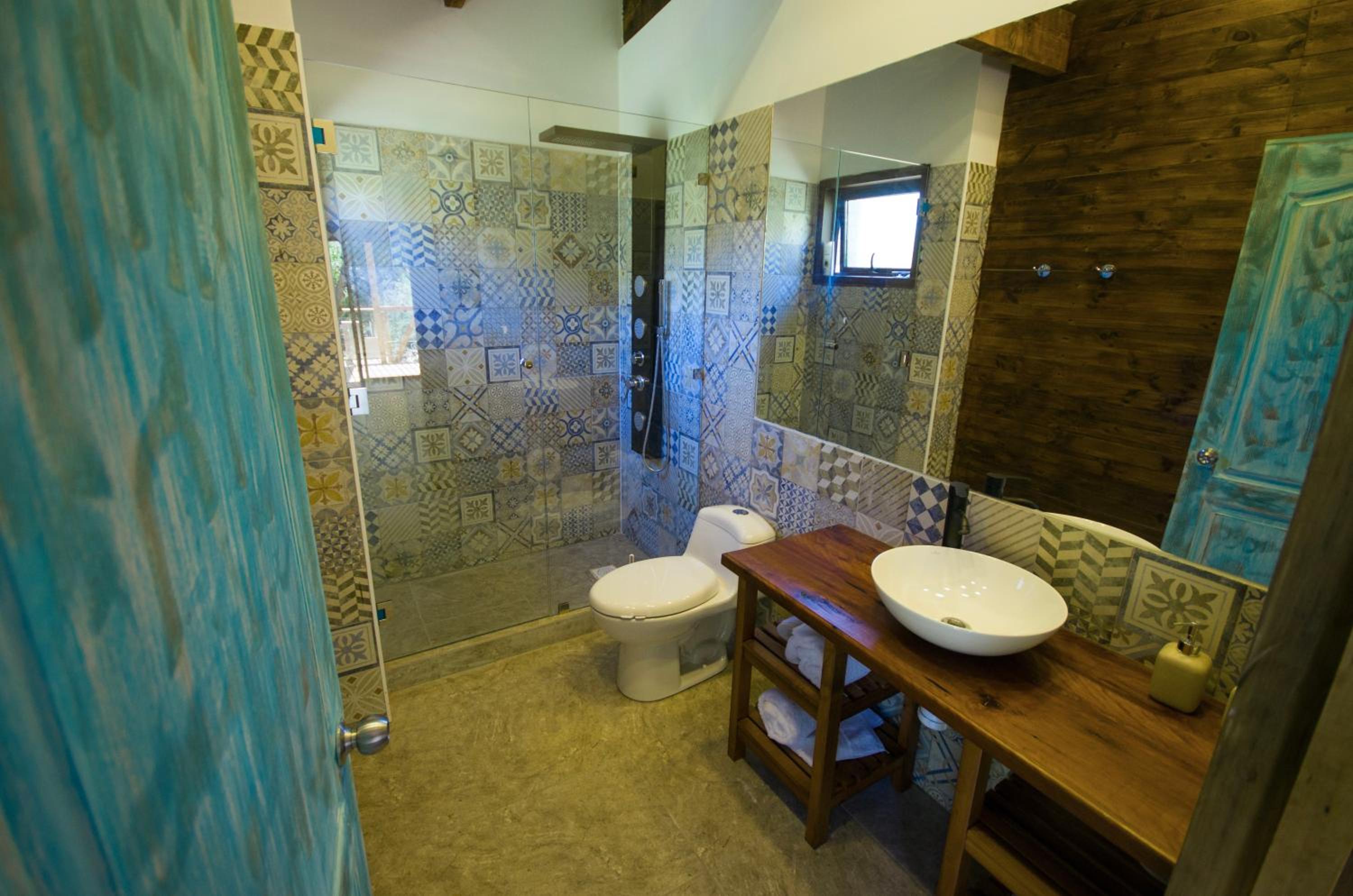 cabaña con tinaja en viña narbona wines