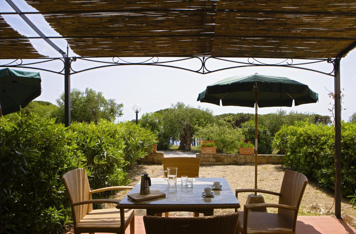 outdoor BBQ area