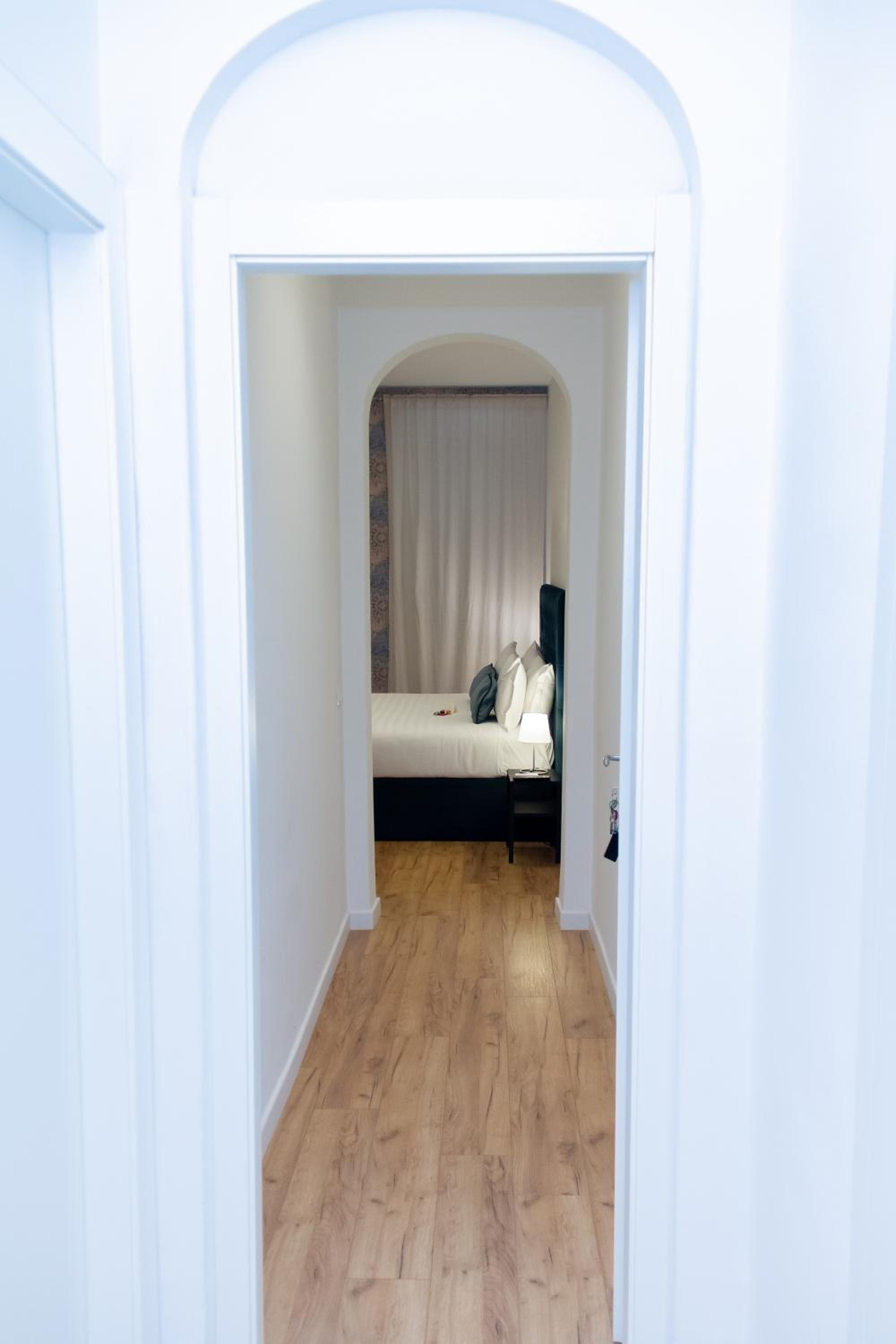 Home at Rome Vatican Apartment&Rooms