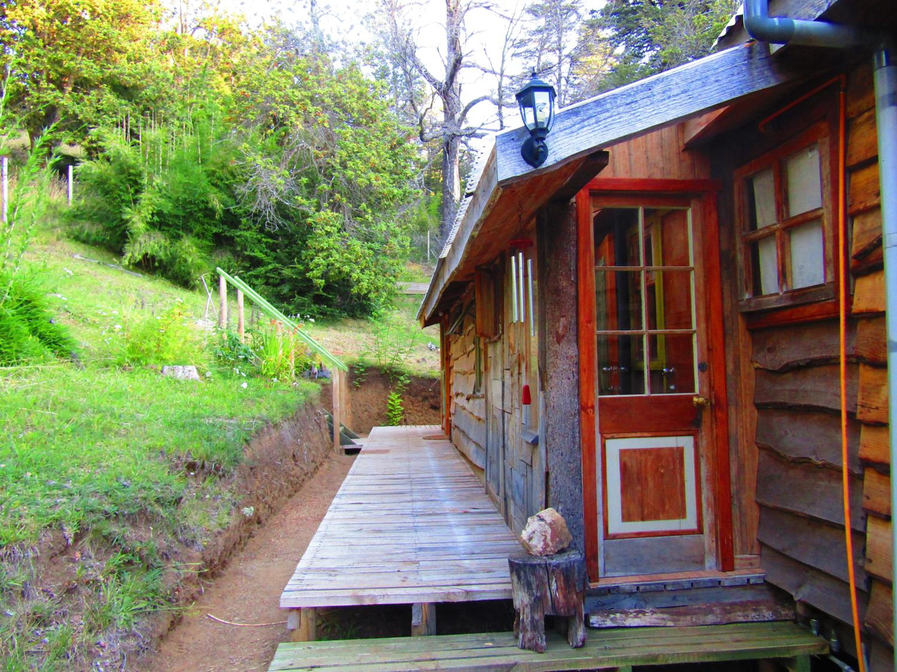 Refugio Montaña Kultrun Mawida, Mini-Cabaña con baño y cocina privada WIFI