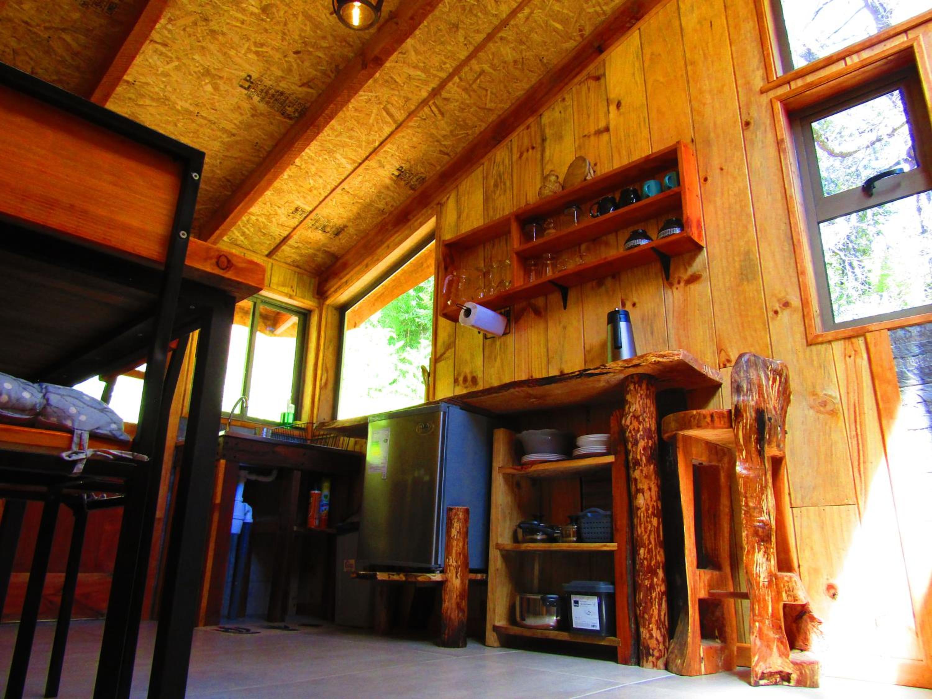Refugio Montaña Kultrun Mawida, Mini-Cabaña con baño y cocina privada WIFI