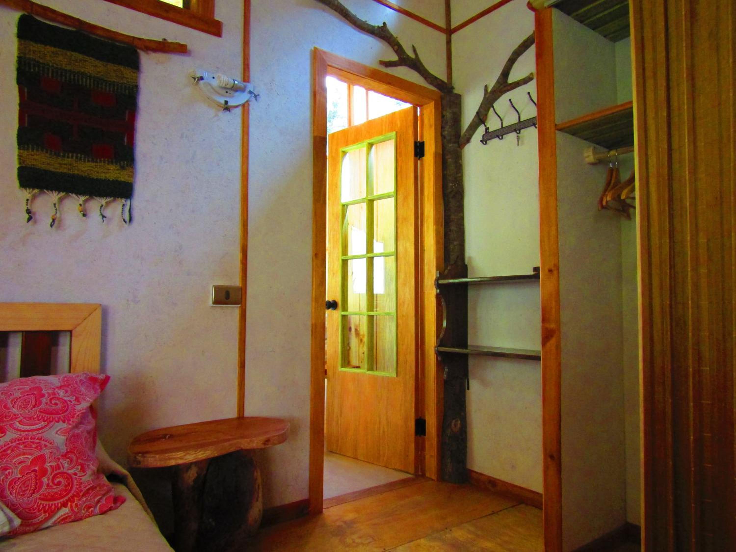 Refugio Montaña Kultrun Mawida, Mini-Cabaña con baño y cocina privada WIFI