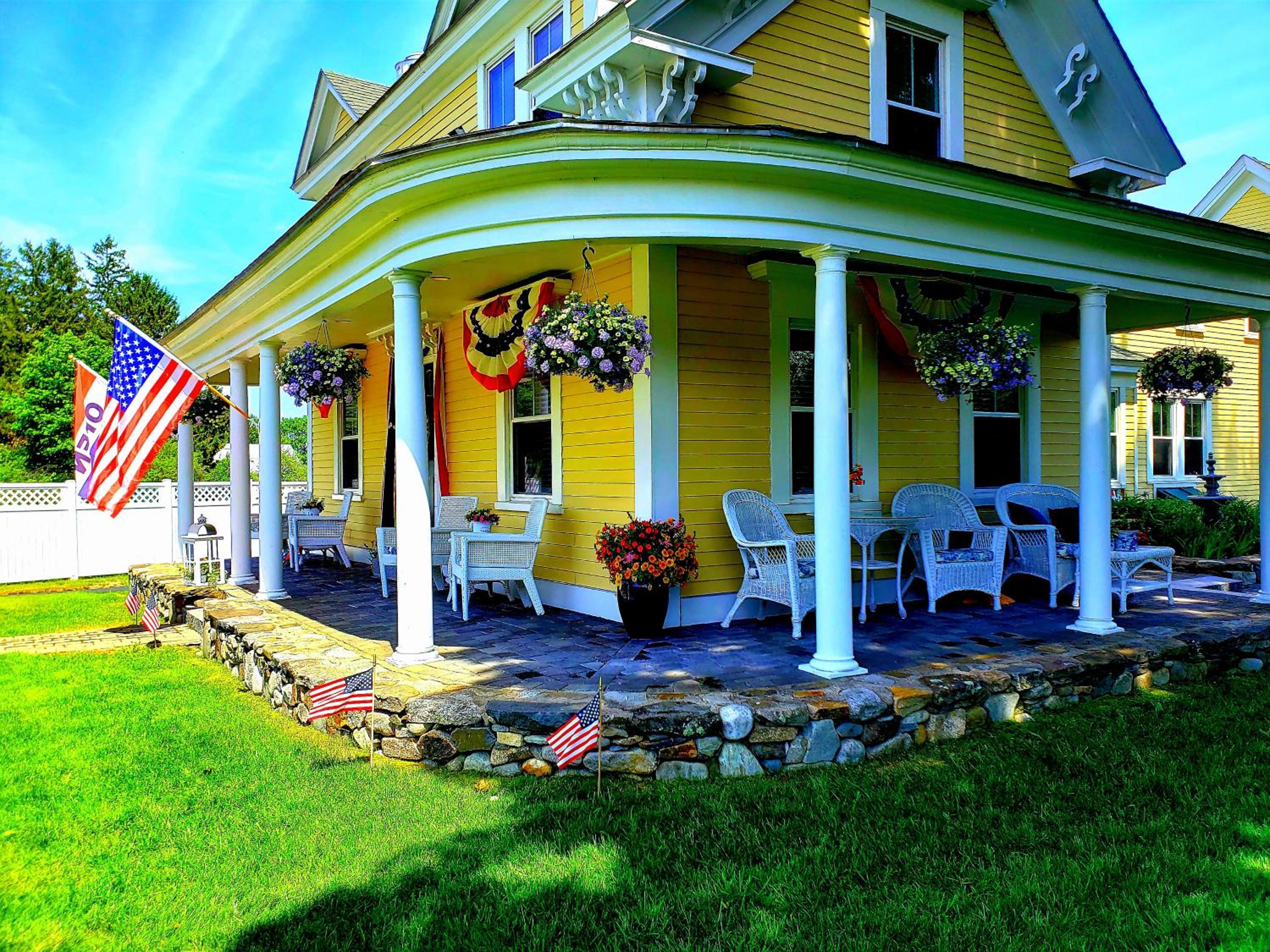 Elmere House Bed & Breakfast