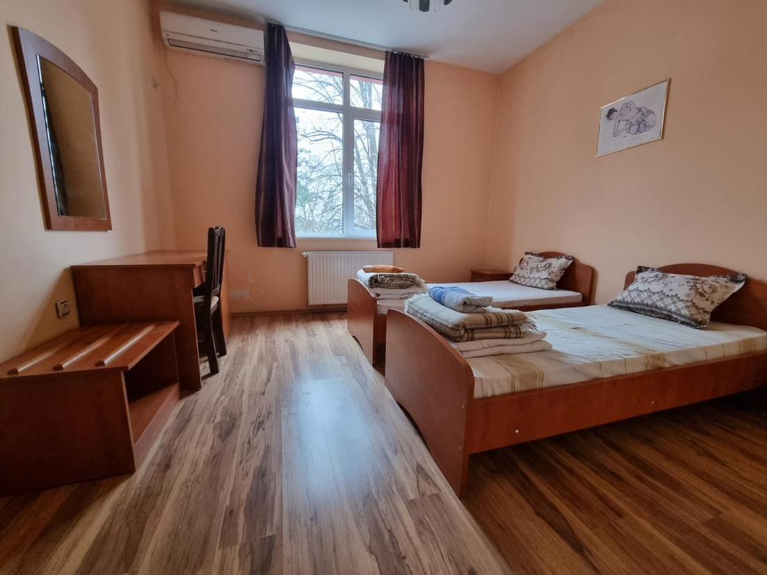 Family Hotel RUJETA Семеен Хотел РУЖЕТА - идеален център
