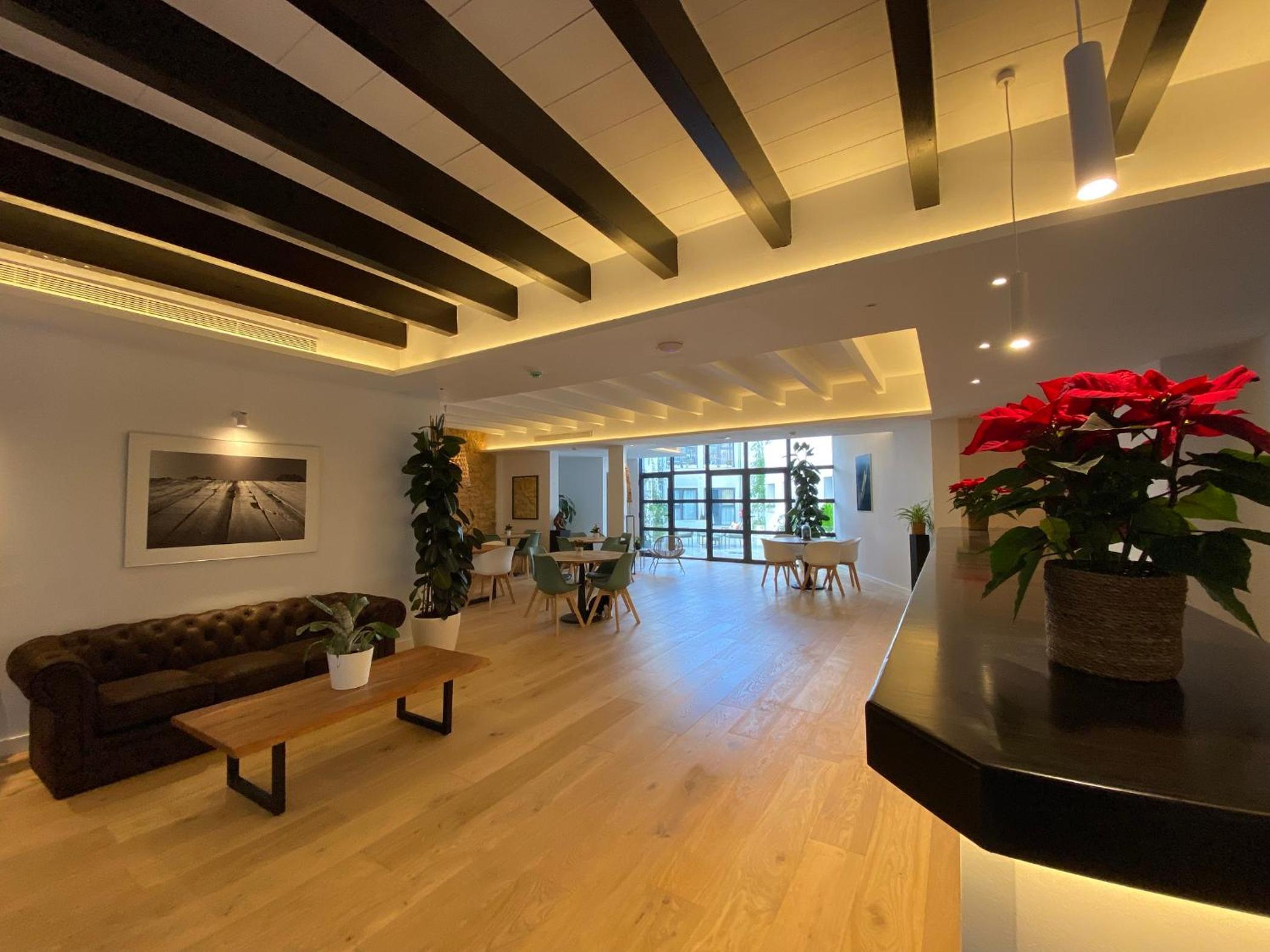 Hotel Alaró Natura Rural Suites - Image 1