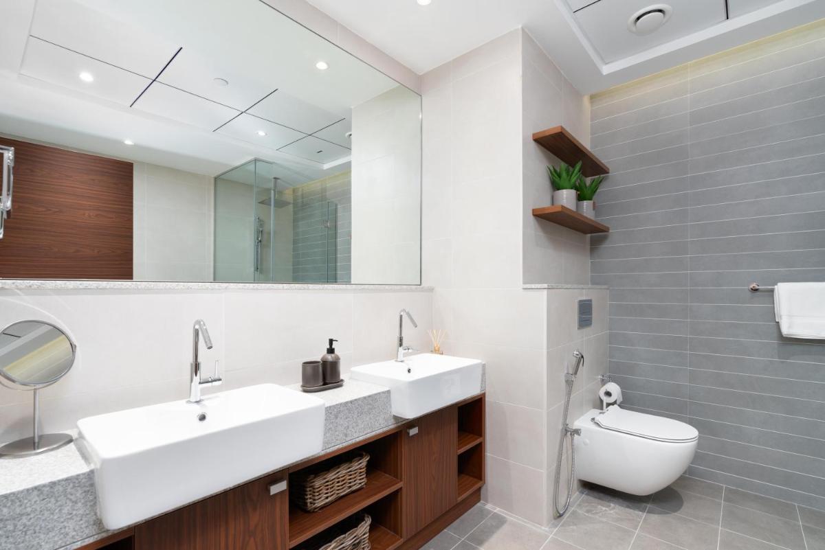 Ultimate Stay / 3 Beds / Gorgeous Frame and Park View / 250m from Metro / 1 Stop from World Trade Center