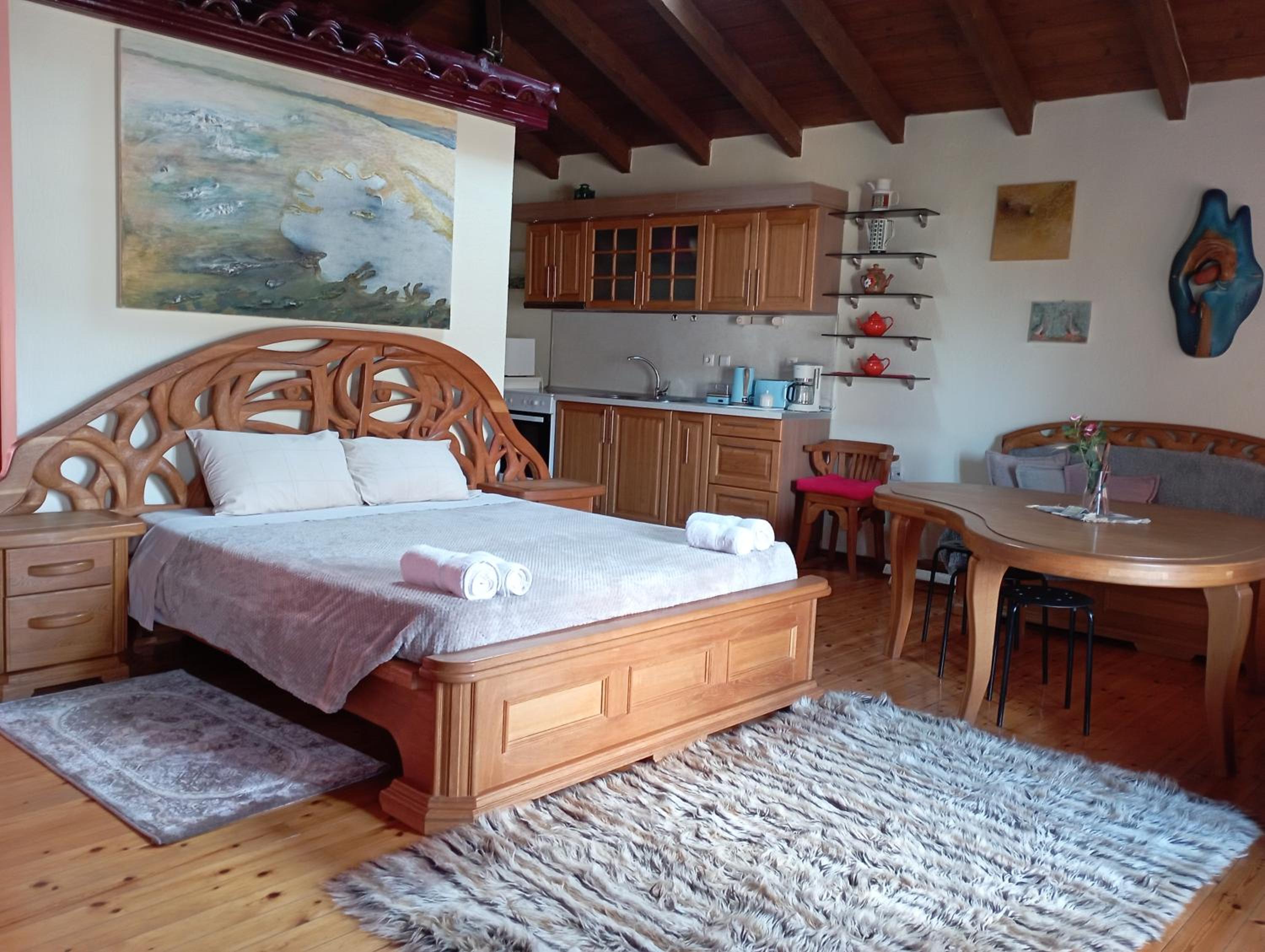 Prespes Lake View Family Apartment - Property Image 10