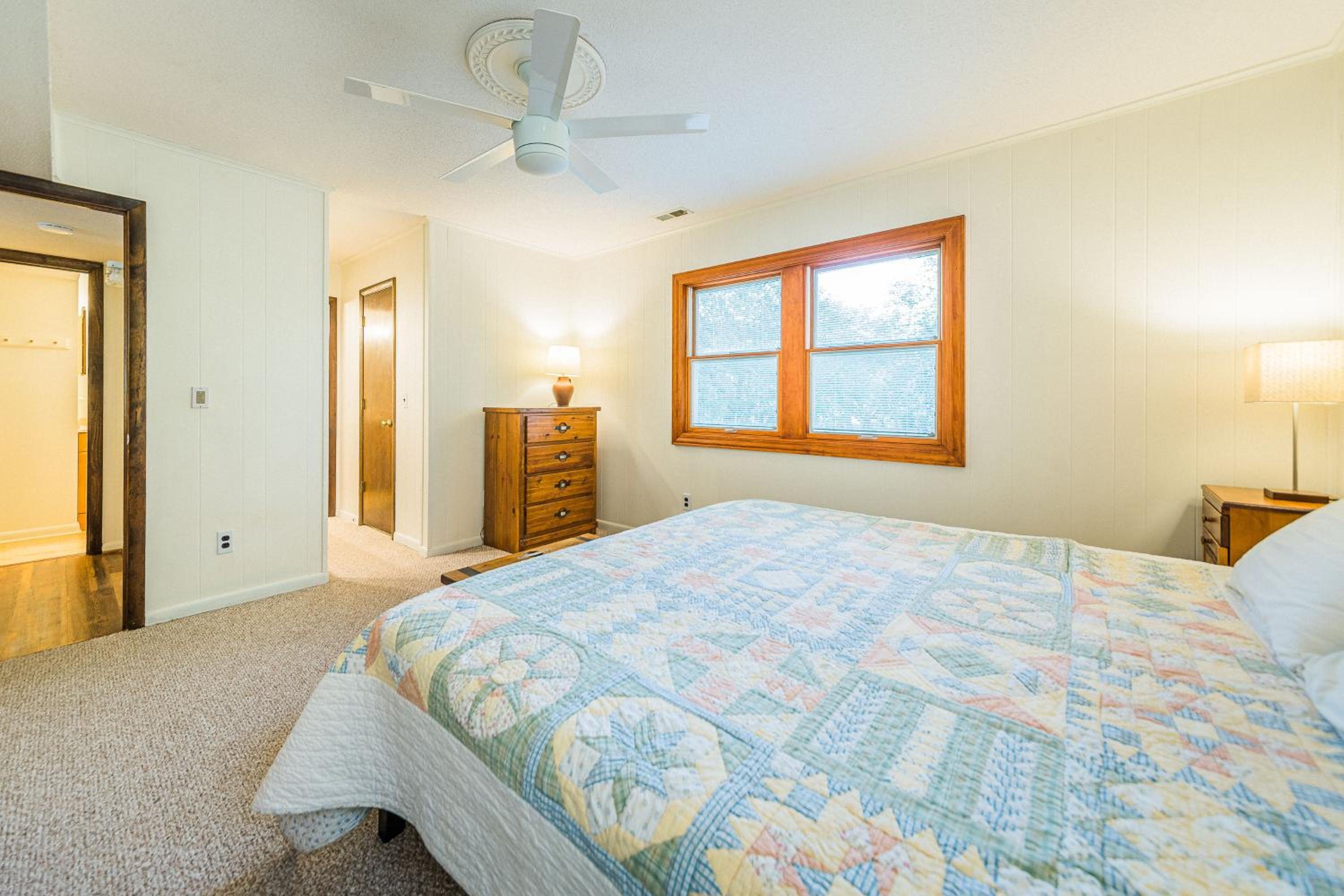 Casa La Playa - Duck, Sanderling, Lakefront, 160 Yards to the Beach, Community Pool, Pets OK