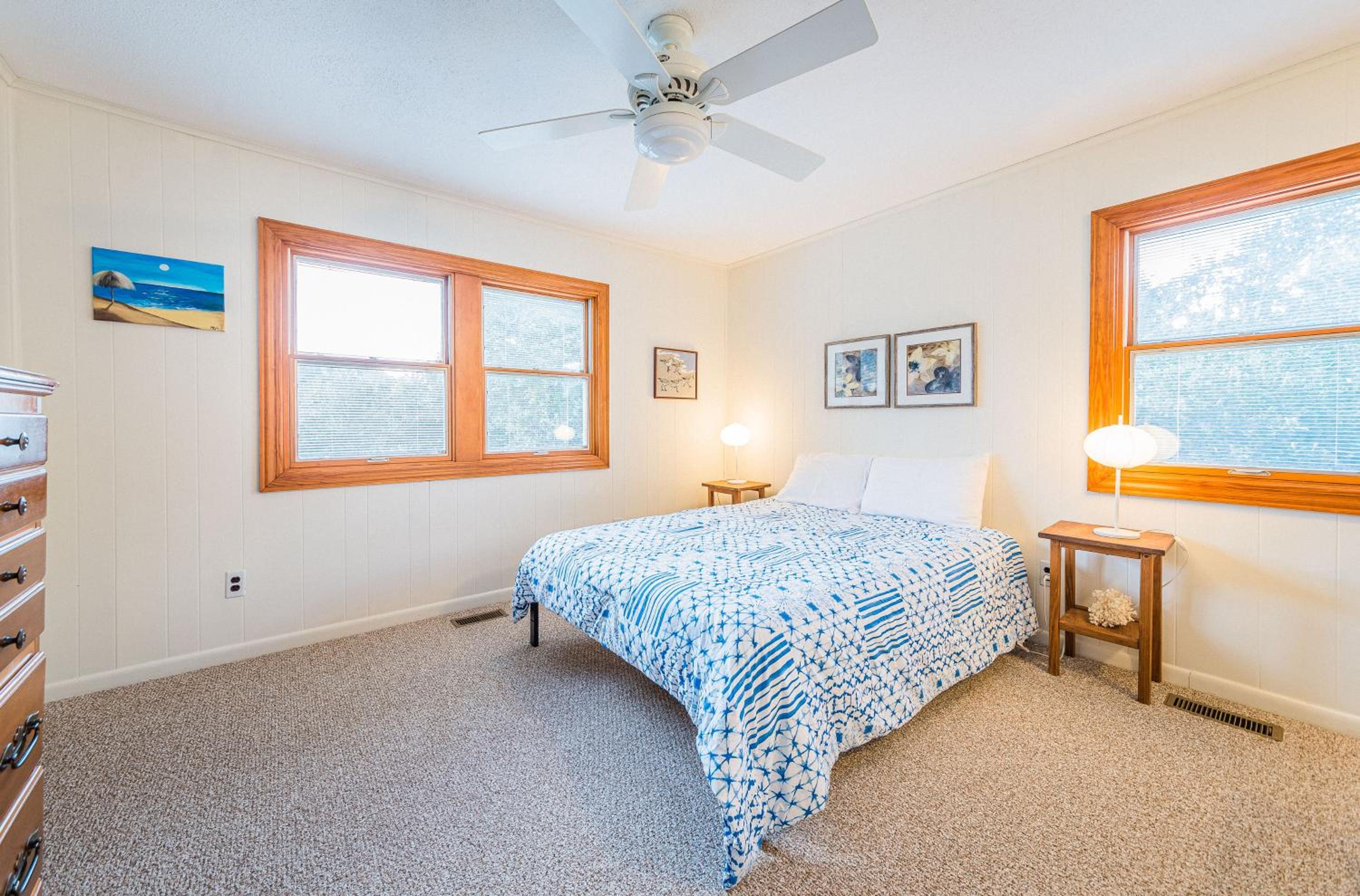 Casa La Playa - Duck, Sanderling, Lakefront, 160 Yards to the Beach, Community Pool, Pets OK