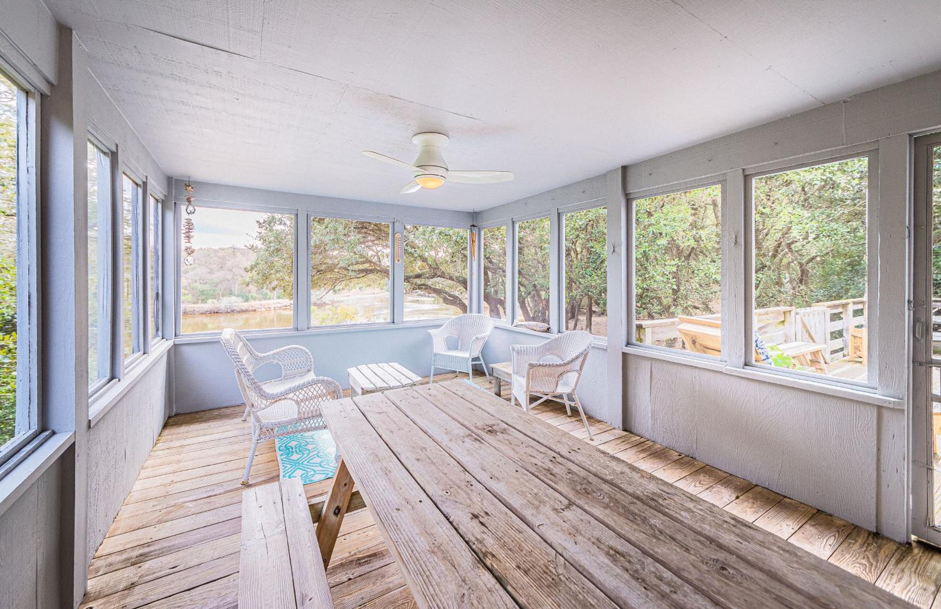Casa La Playa - Duck, Sanderling, Lakefront, 160 Yards to the Beach, Community Pool, Pets OK
