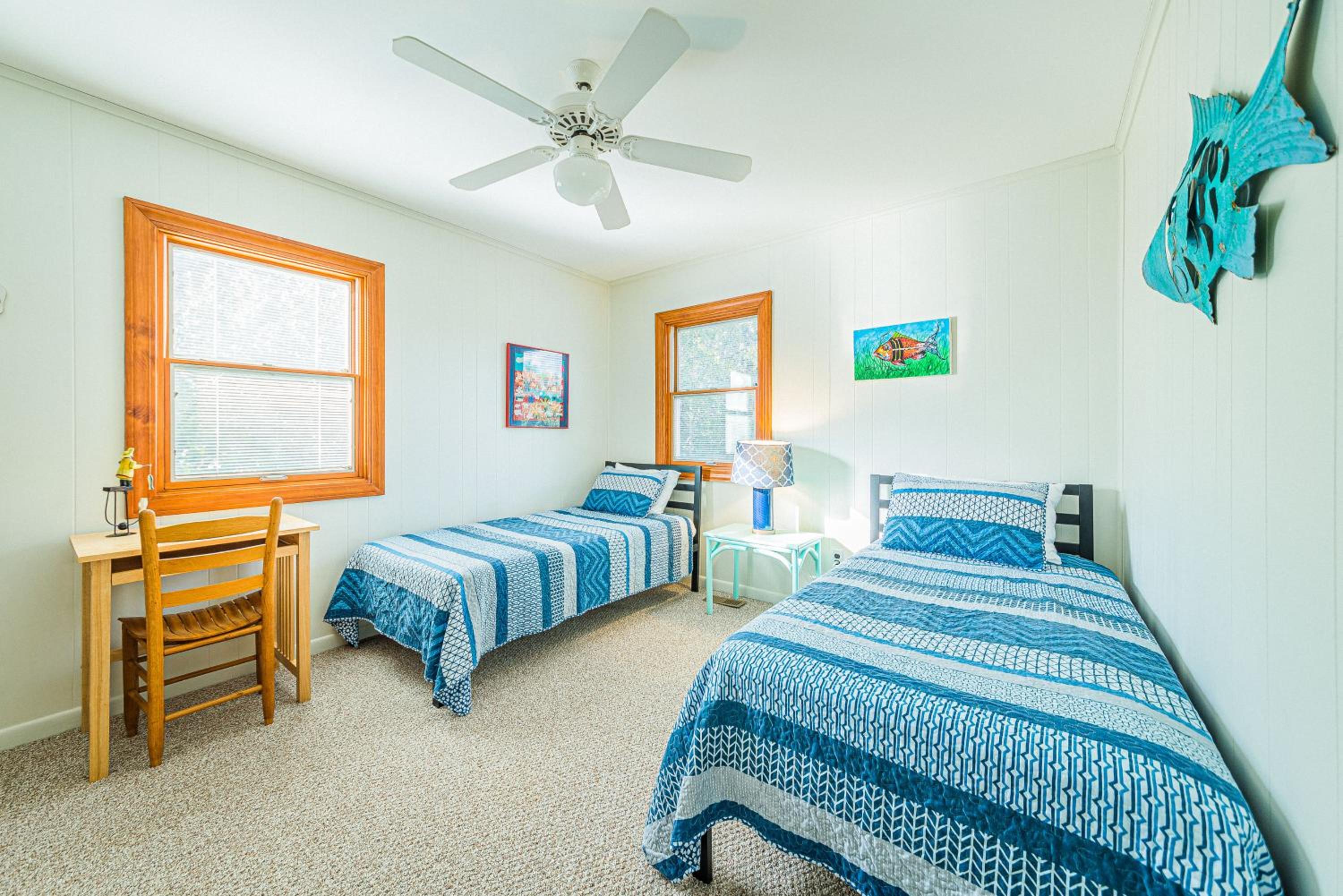 Casa La Playa - Duck, Sanderling, Lakefront, 160 Yards to the Beach, Community Pool, Pets OK